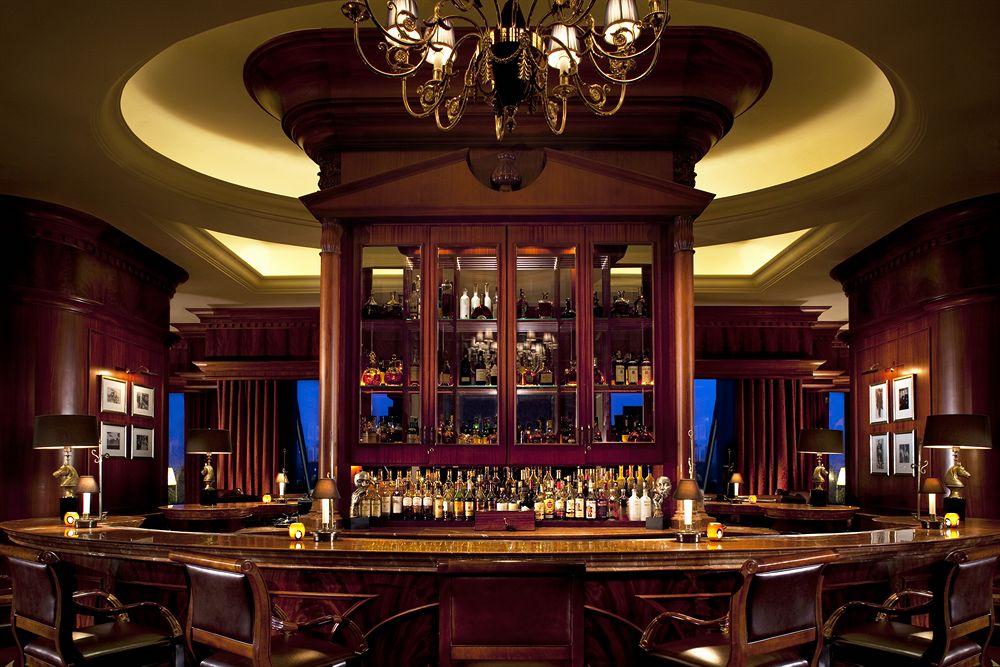 The Ritz-carlton,