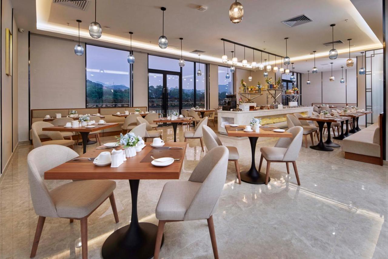Guangdong Hot Spring Hotel 4*