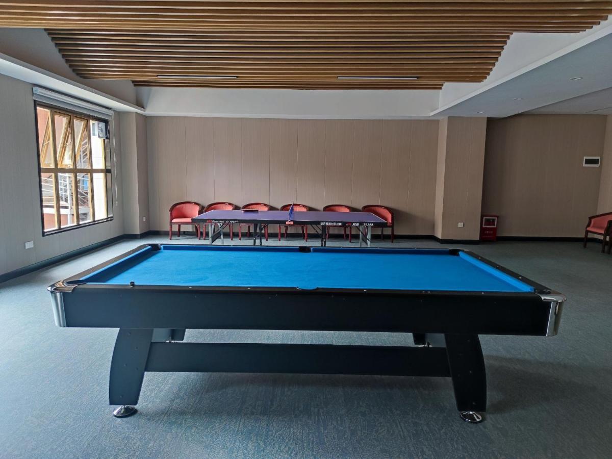 Hotel Junyue 3*