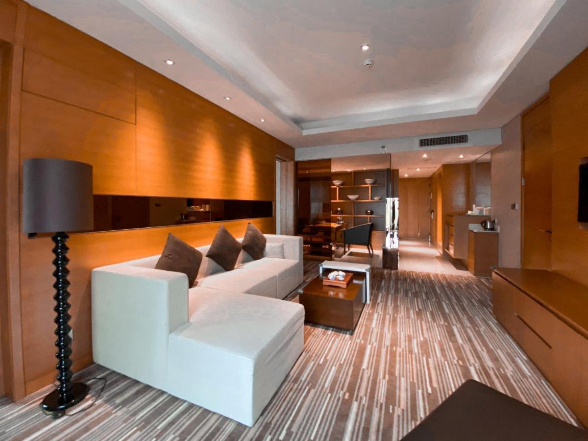 Junluxe Science City-free Shuttle Bus Service To Fair Guangzhou