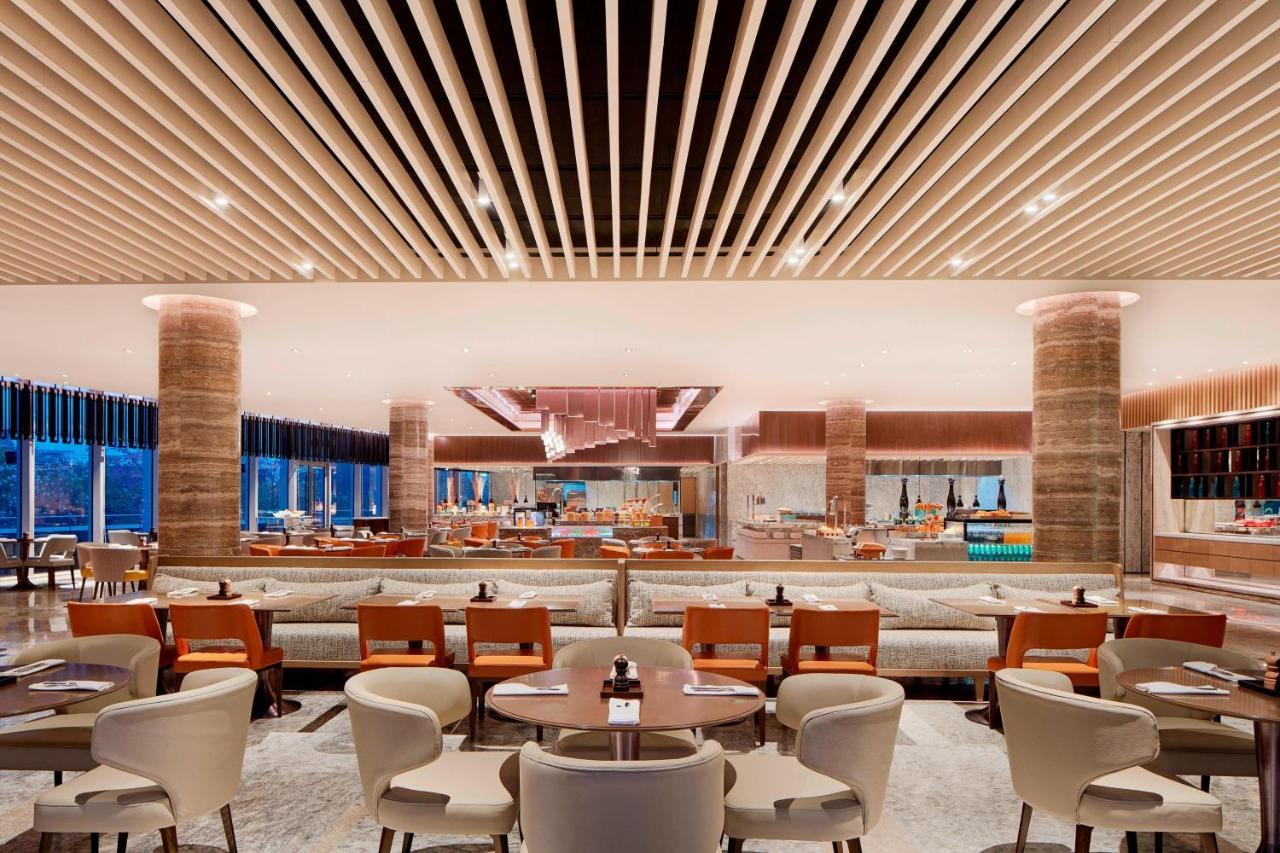 Sheraton Nansha Hotel 5*