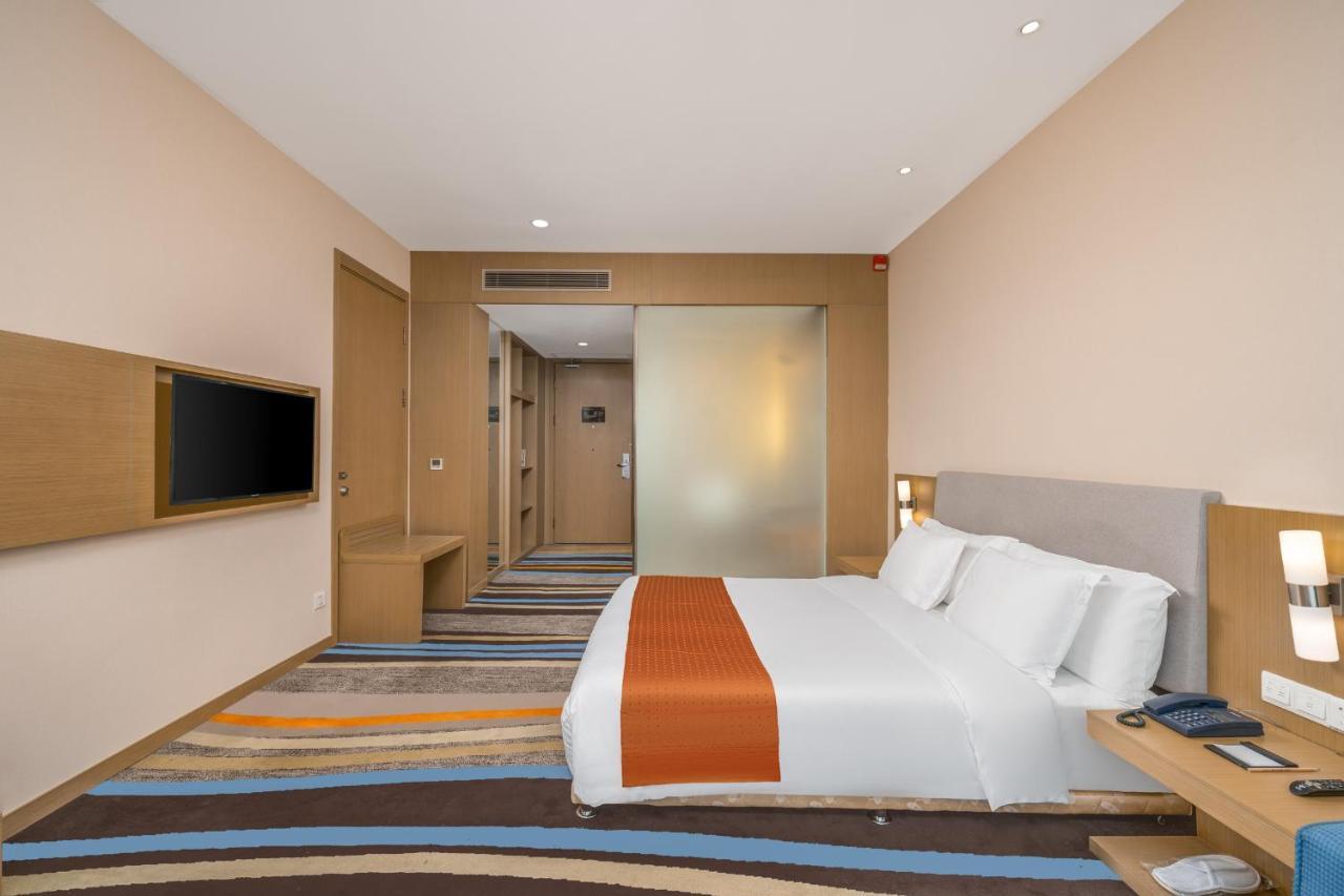 Hotel Guangzhou Baiyun Airport Rejoice By Argyle Hotel Rehe Metro Exit B --Free Shuttle Bus Is Provided During The 137Th Canton Fair