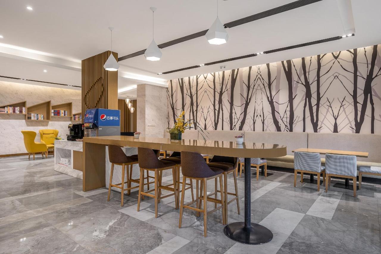 Hotel Guangzhou Baiyun Airport Rejoice By Argyle Hotel Rehe Metro Exit B --Free Shuttle Bus Is Provided During The 137Th Canton Fair Guangzhou