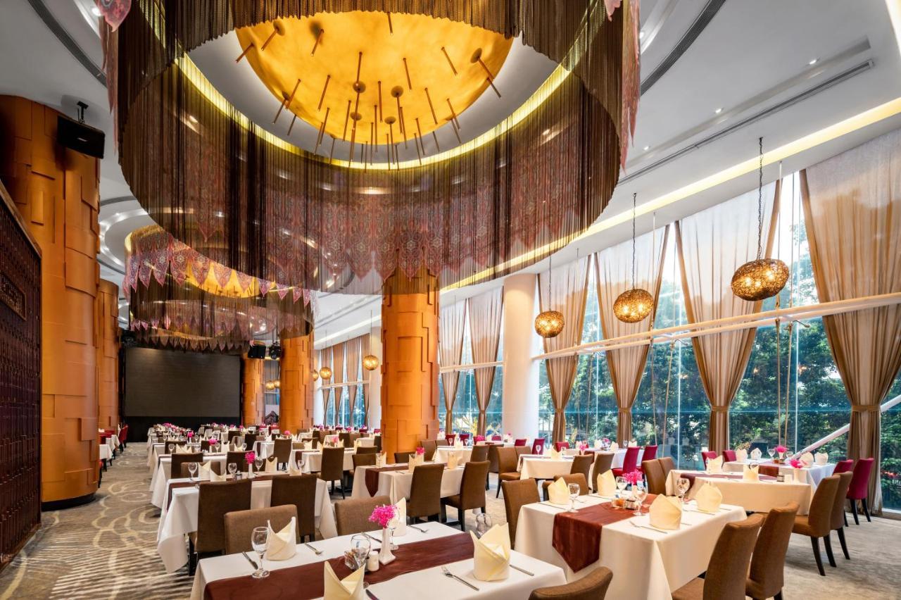Hotel Jianguo 5*