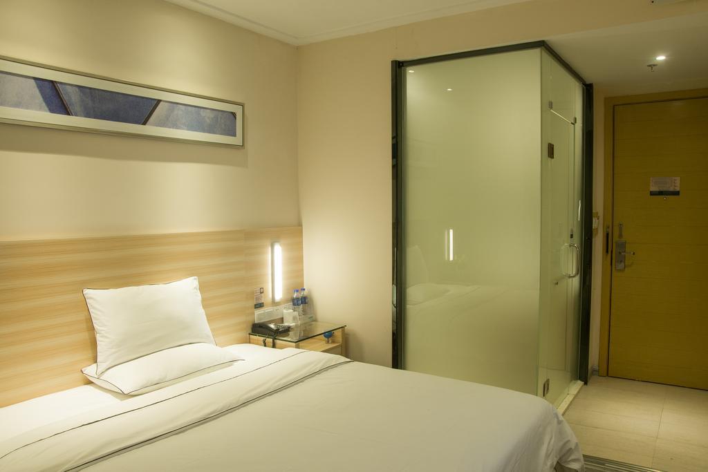 Convenient Inn（guangzhou Shangxiajiu Pedestrian Street Branch ）