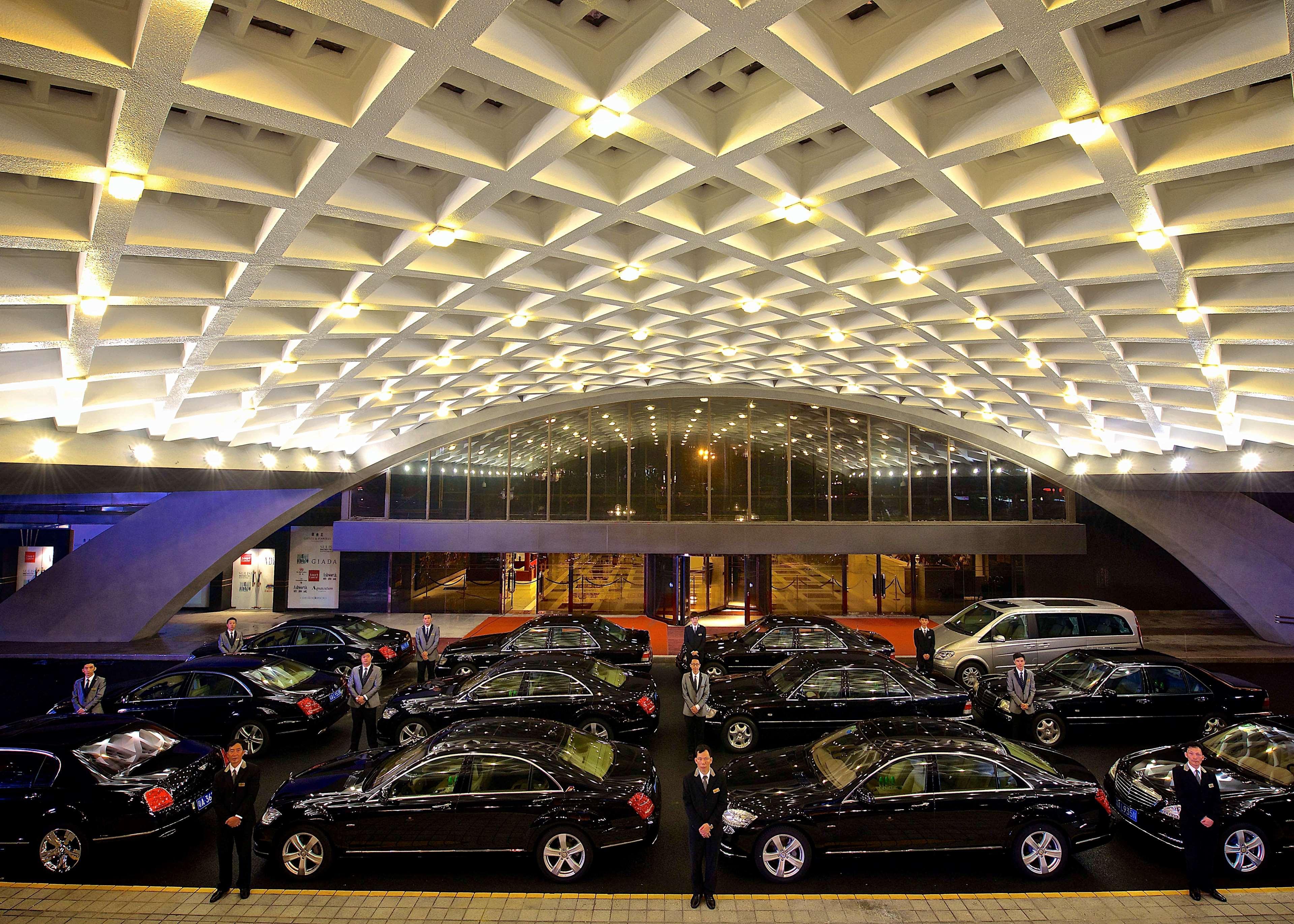 The Garden Guangzhou: Exhibition Center Shuttle & Fair Services 5*