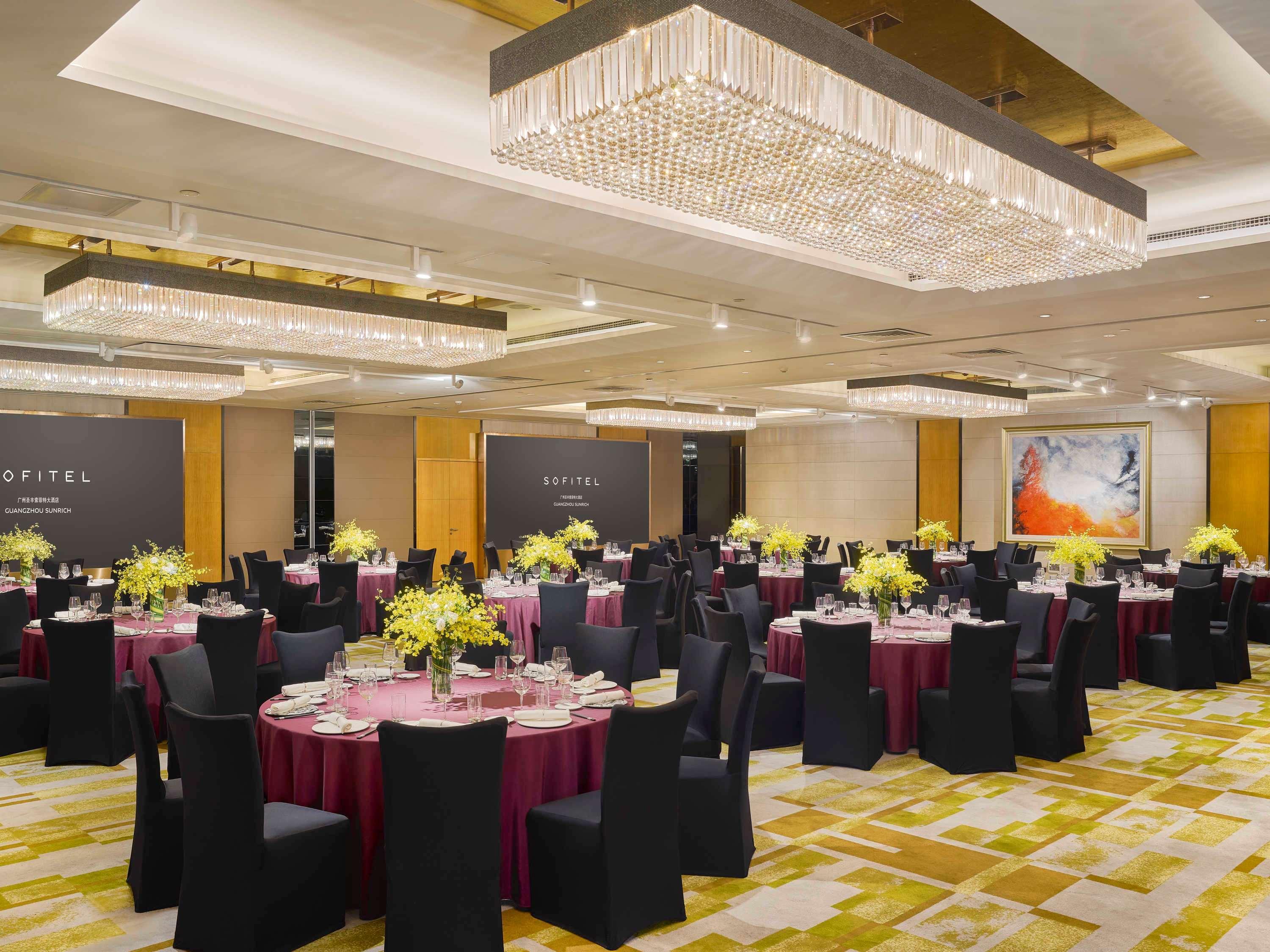 Sofitel Sunrich - Free Shuttle Bus To Fair Complex & Overseas Buyer Registration Services During Fair Period Hotel 5*