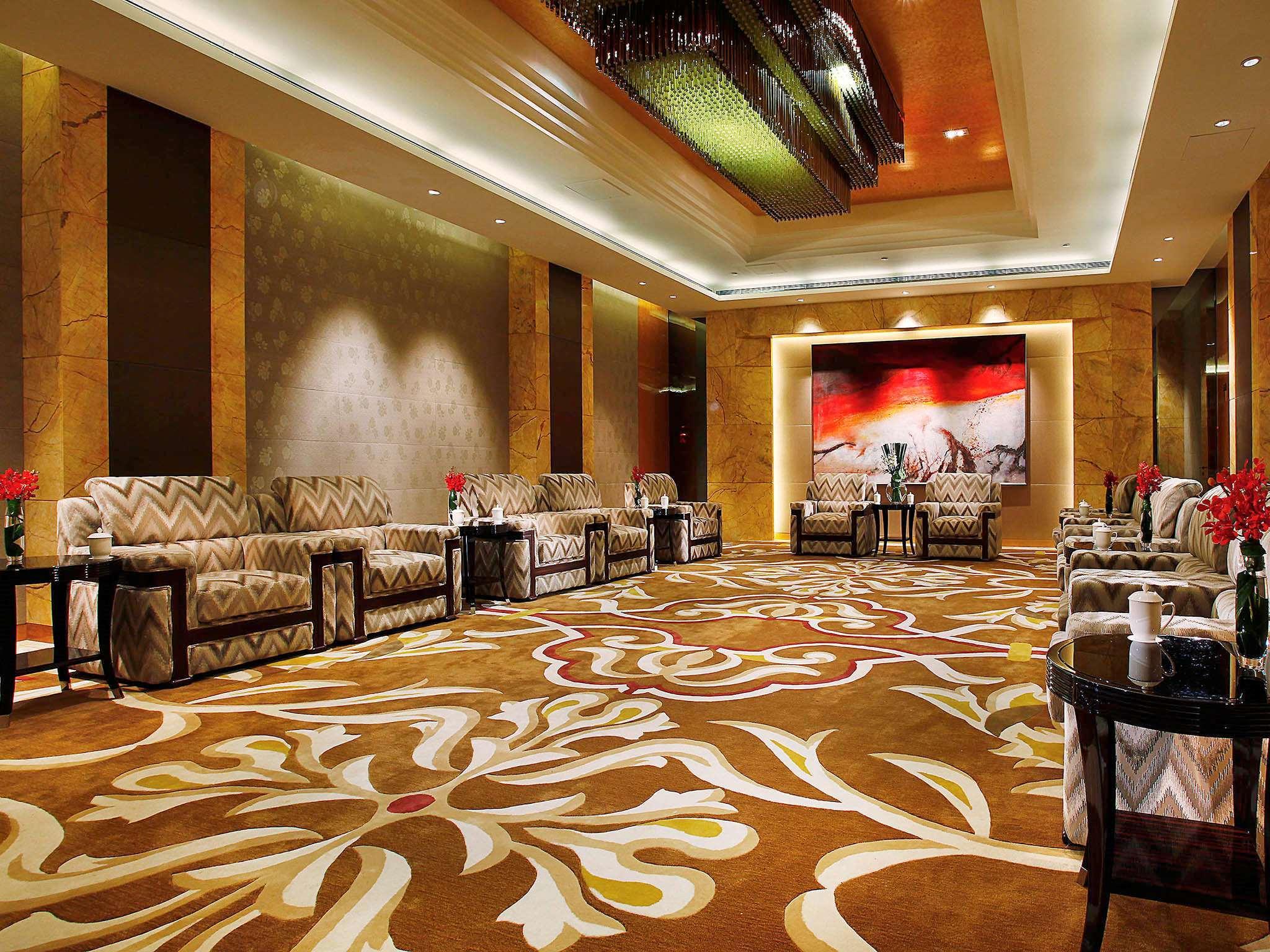 Hotel Sofitel Sunrich - Free Shuttle Bus To Fair Complex & Overseas Buyer Registration Services During Fair Period