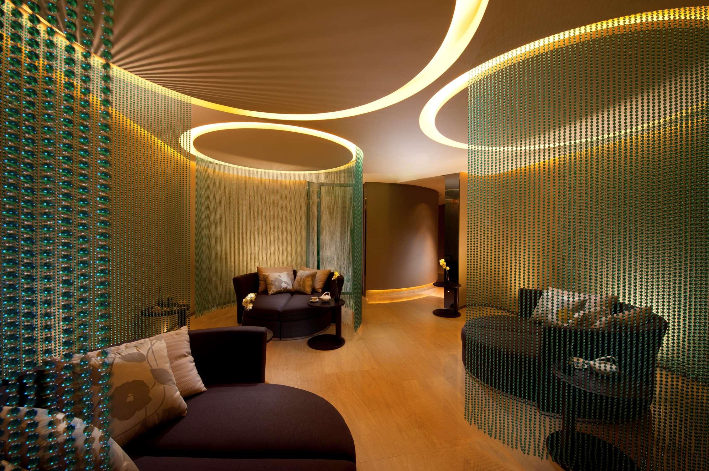 Hotel Hilton Tianhe: Fair Shuttle & Registration Guangzhou
