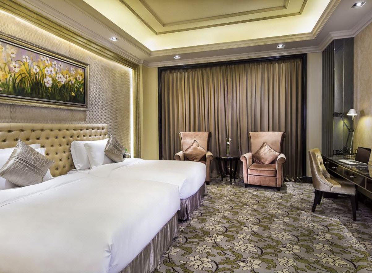 Chateau Starriver Peninsula Hotel 5*
