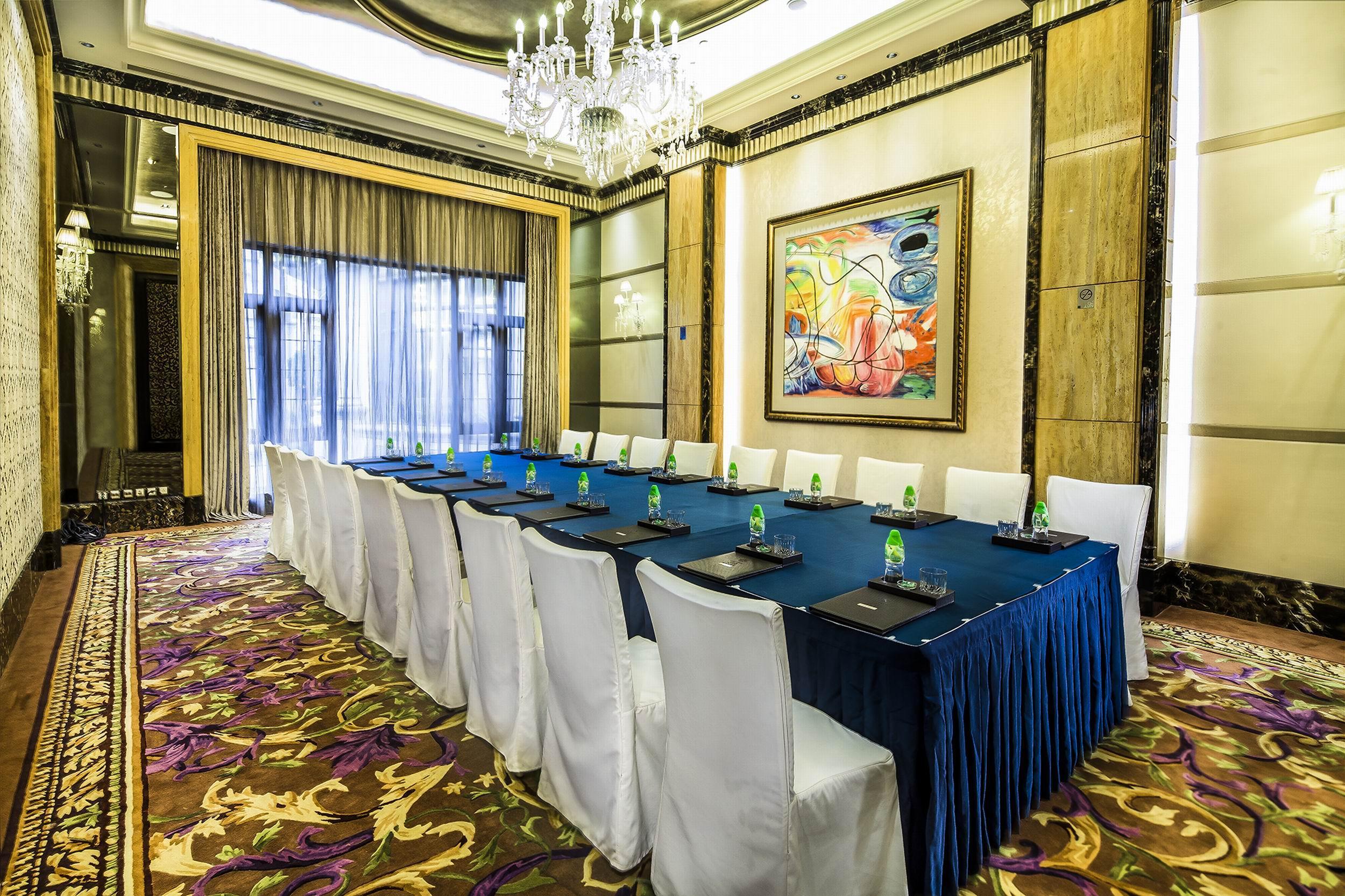Chateau Starriver Peninsula Guangzhou