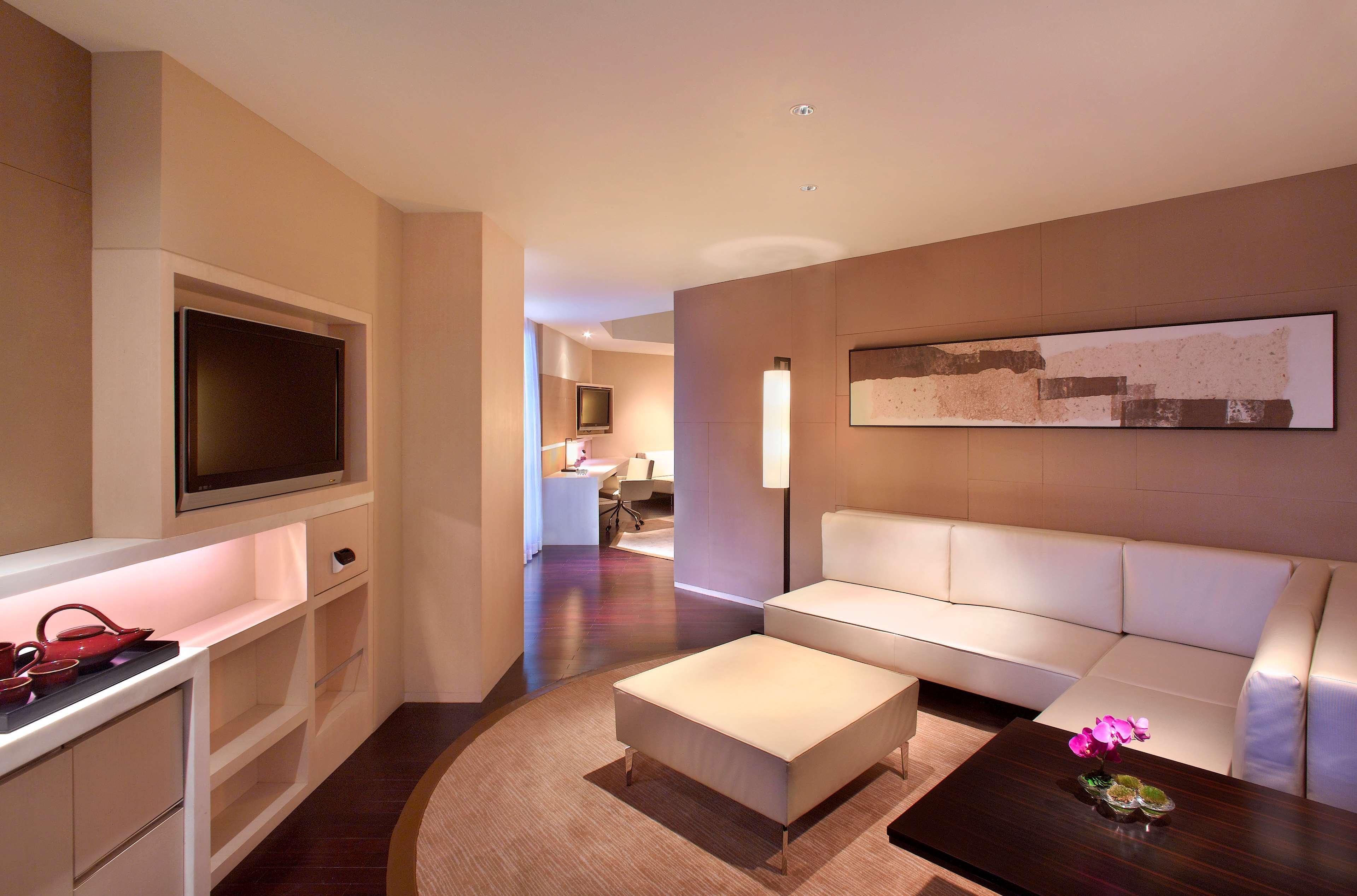 Grand Hyatt - Free Shuttle Between And Exhibition Center During Fair Hotel Guangzhou