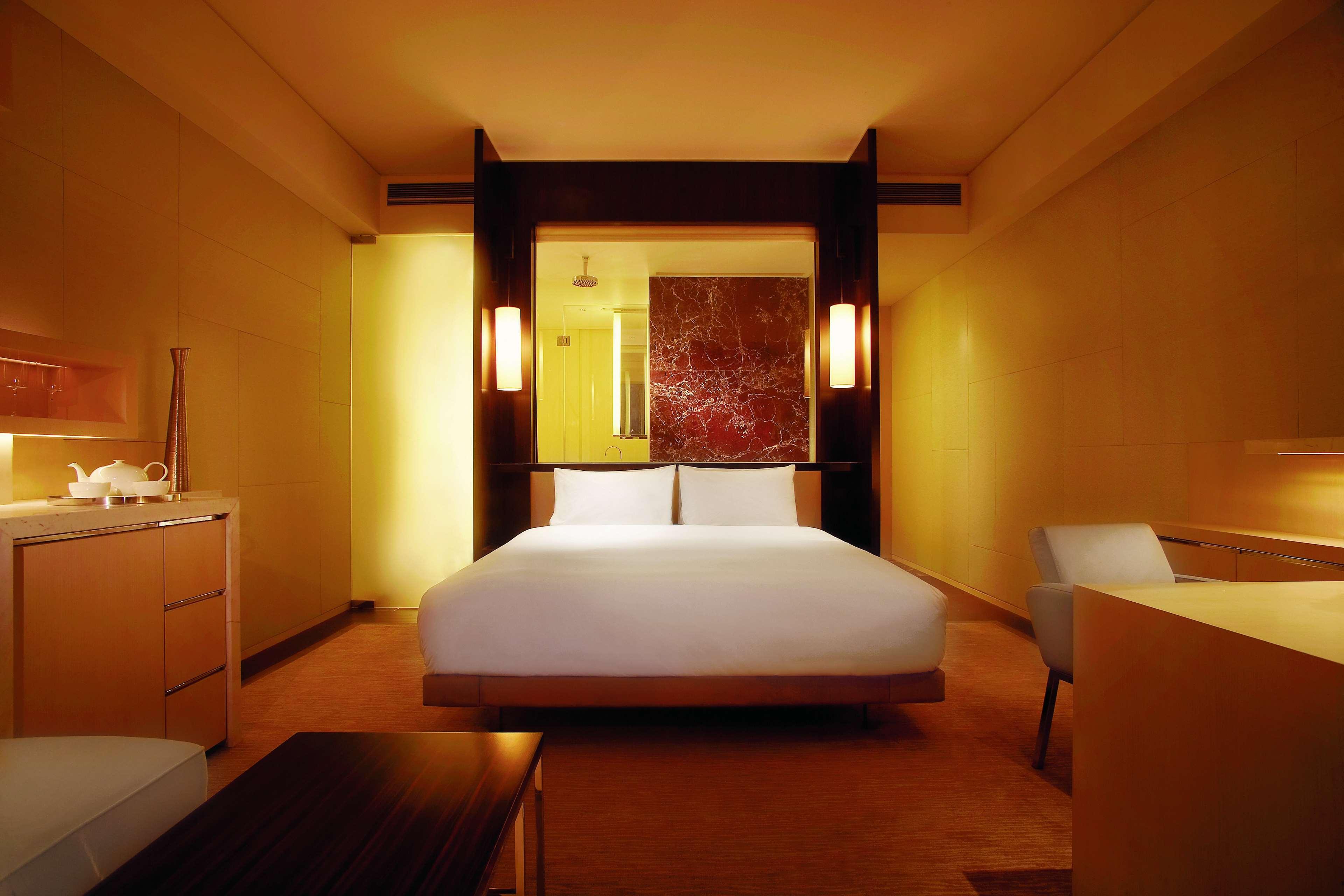 Grand Hyatt - Free Shuttle Between And Exhibition Center During Fair Hotel Guangzhou