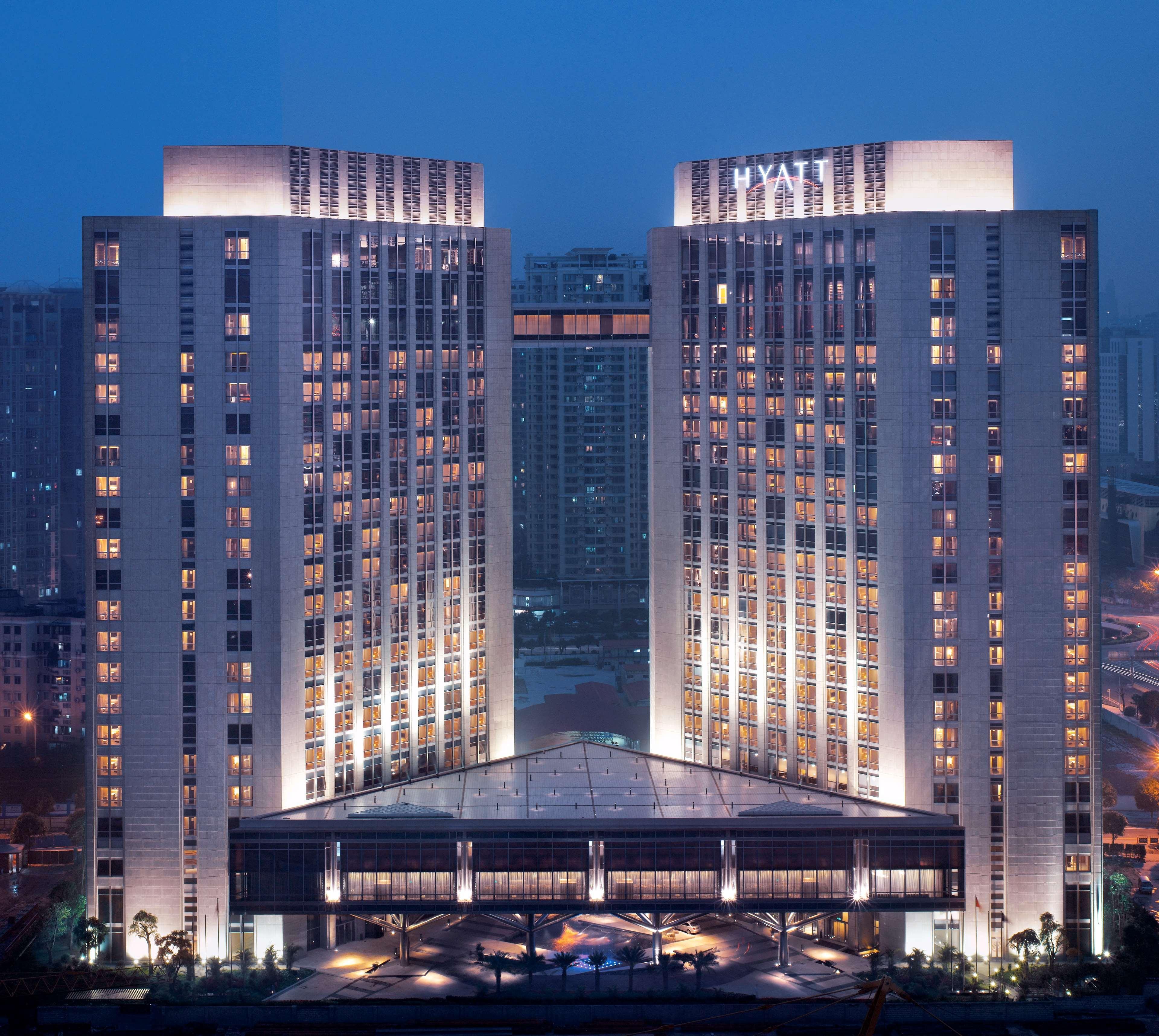 Grand Hyatt - Free Shuttle Between And Exhibition Center During Fair 5*