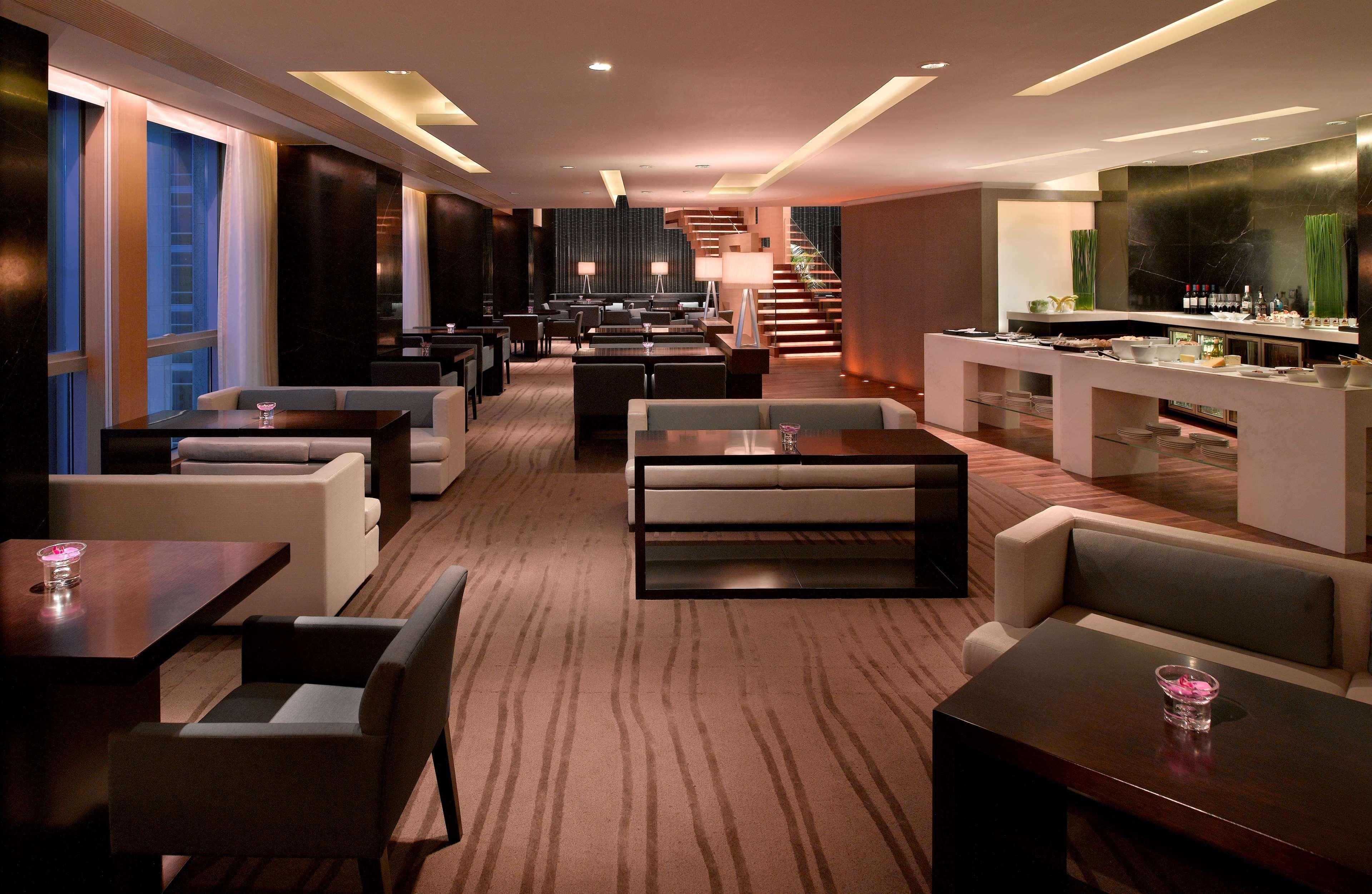 Grand Hyatt - Free Shuttle Between And Exhibition Center During Fair 5* Guangzhou
