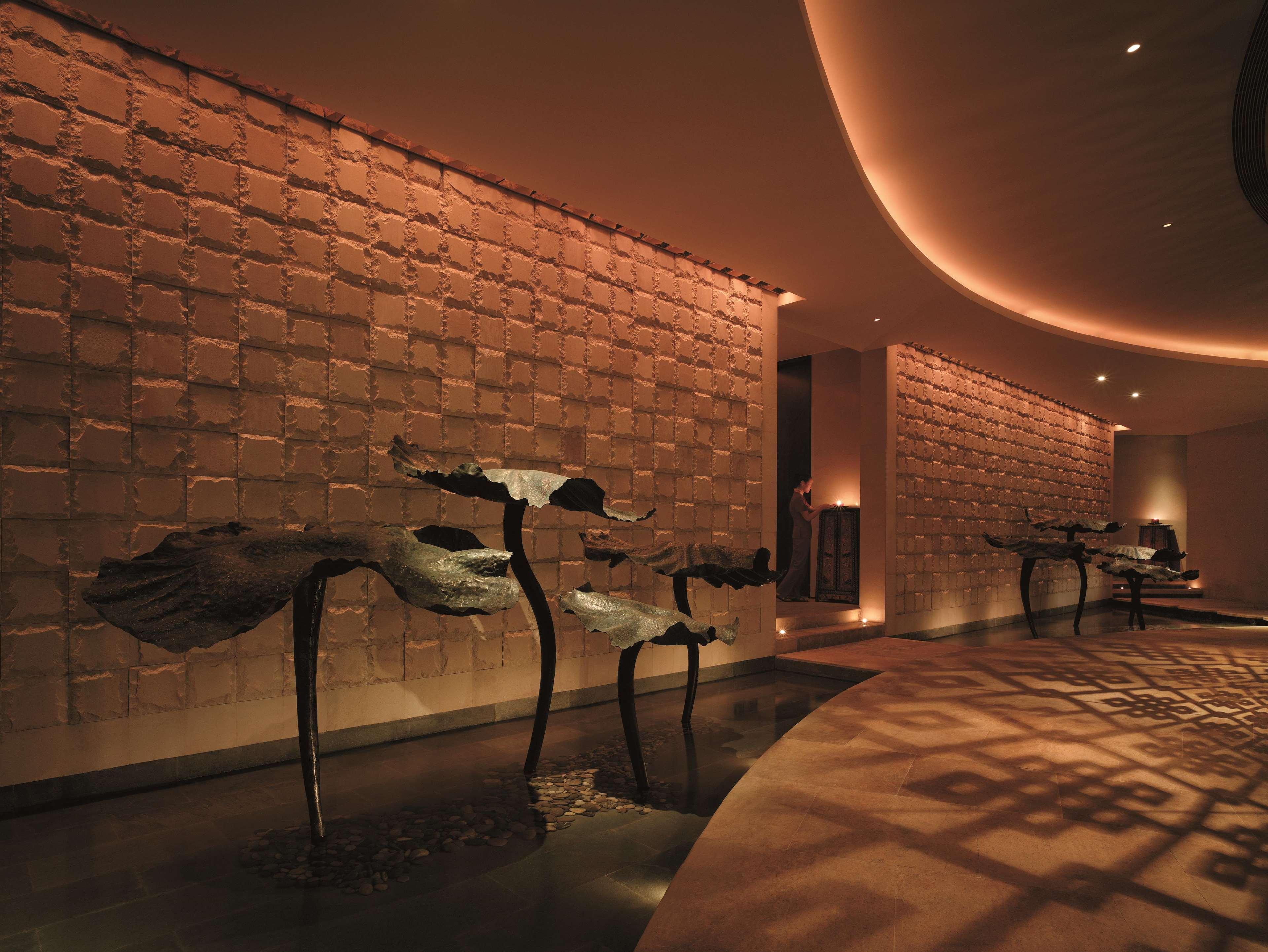 Shangri-la Hotel