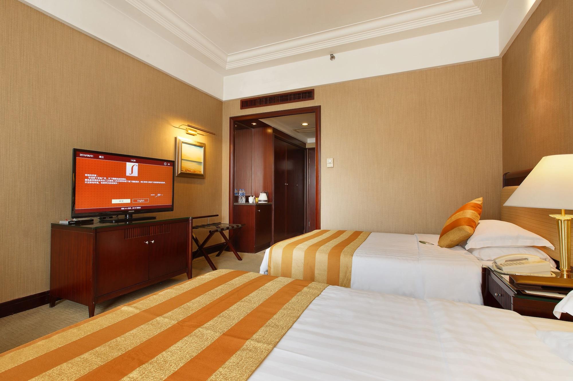 Hotel Grand Royal