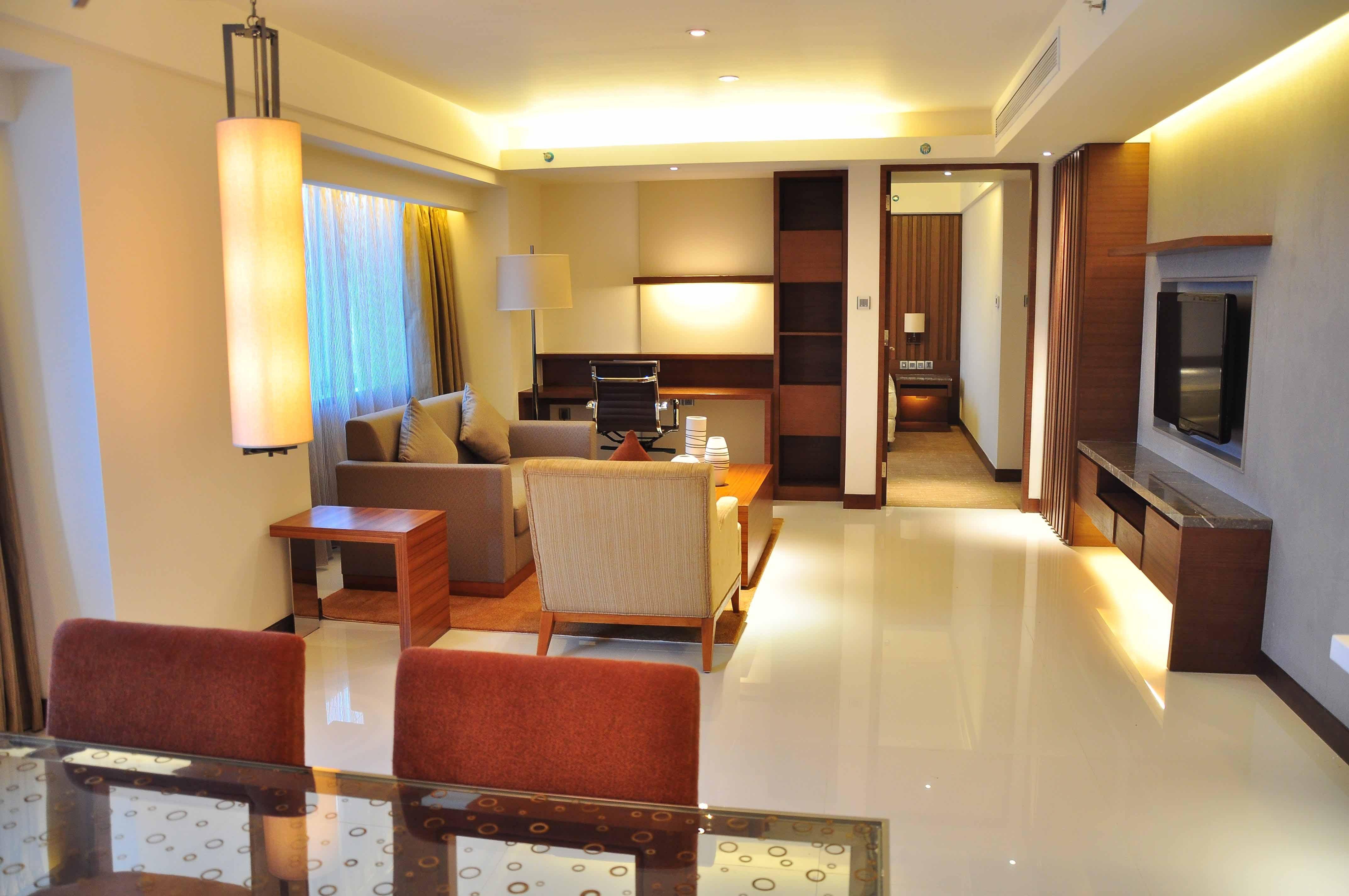 Crowne Plaza Centre By Ihg - Free Shuttle Between And Exhibition Center During Fair & Exhibitor Registration Counter 5* Guangzhou
