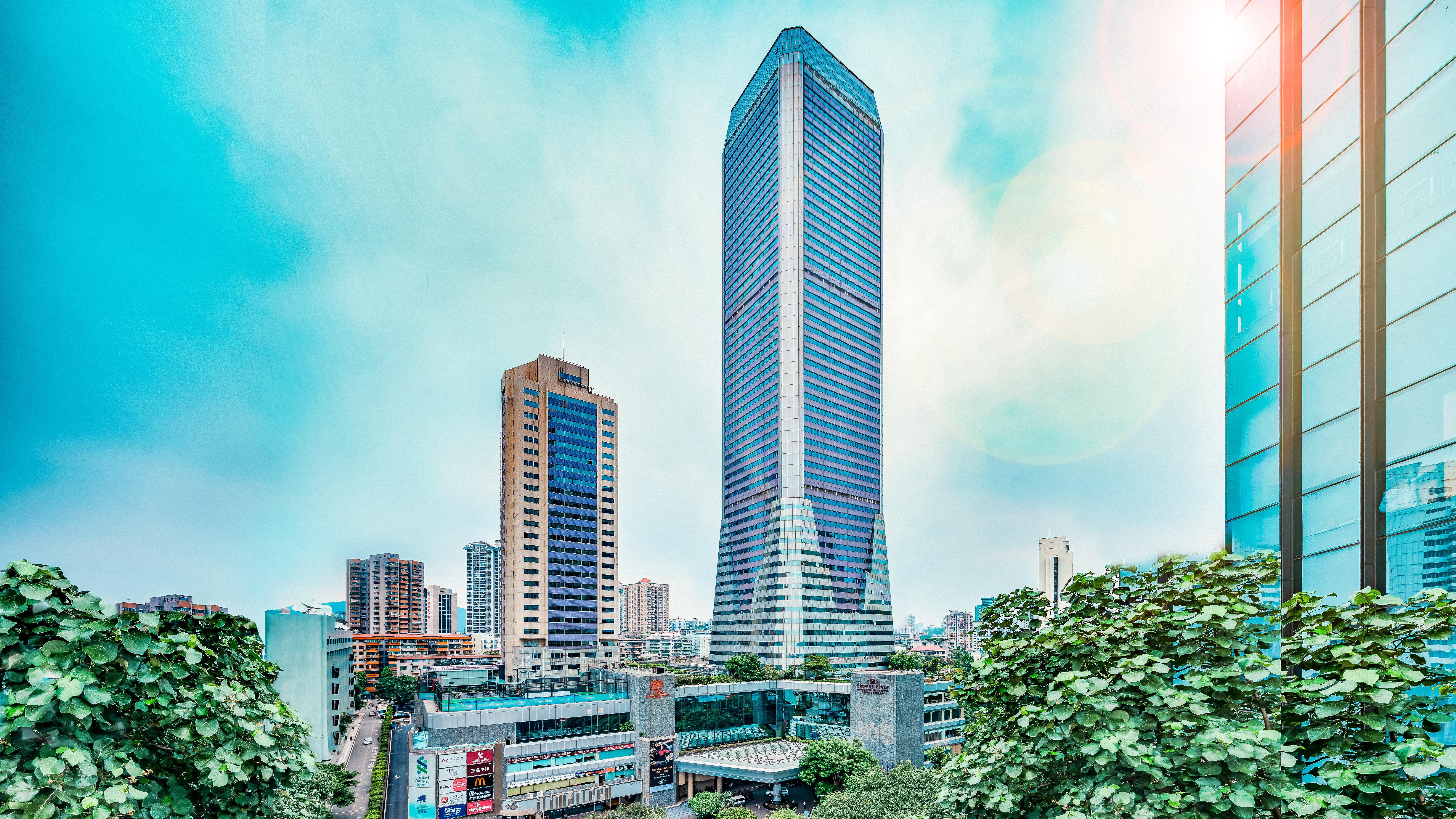 Crowne Plaza Centre By Ihg - Free Shuttle Between And Exhibition Center During Fair & Exhibitor Registration Counter Hotel 5*