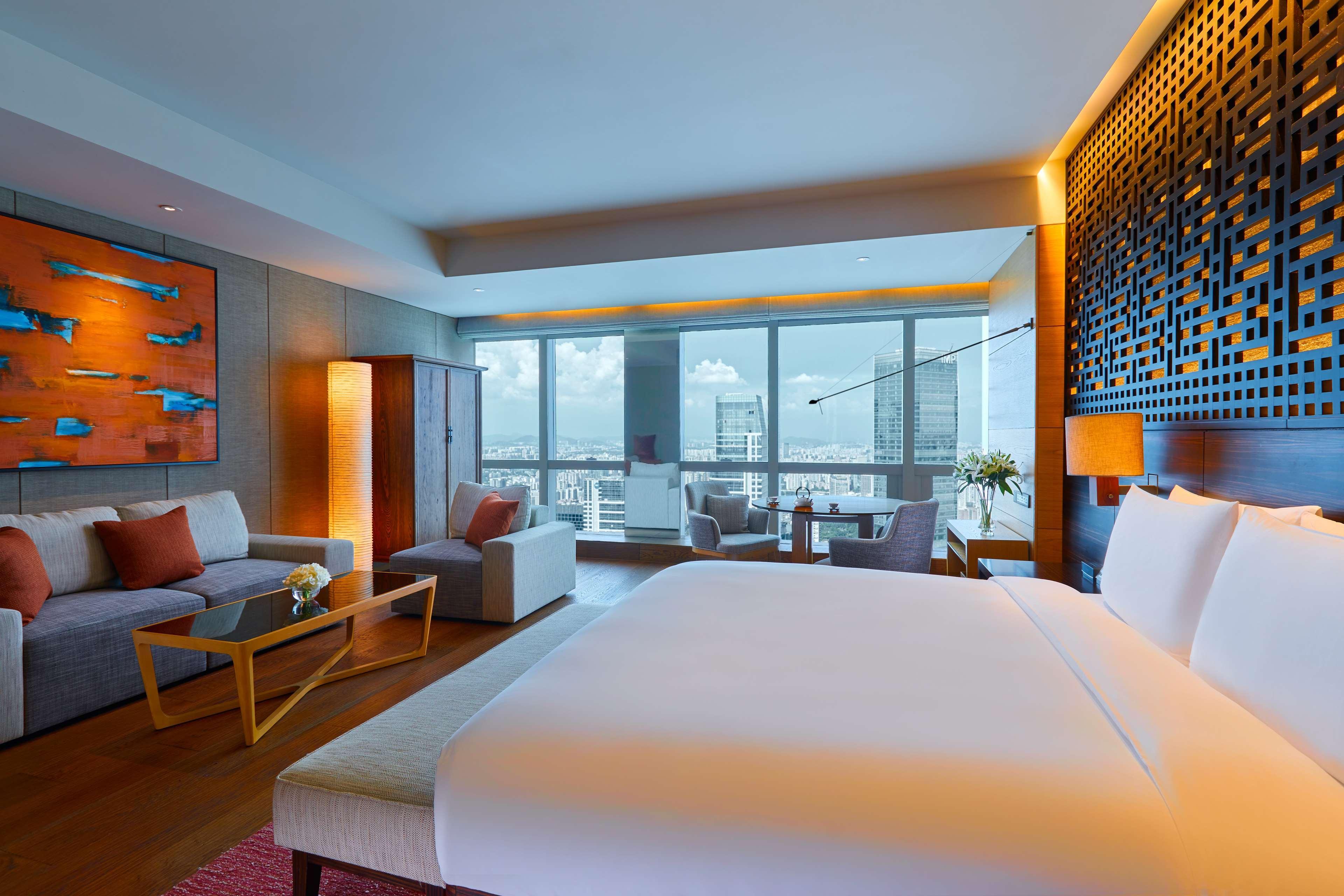 Hotel Park Hyatt - Free Shuttle Bus To Fair Complex & Overseas Buyer Registration Services During 14th Apr To 4th 5*