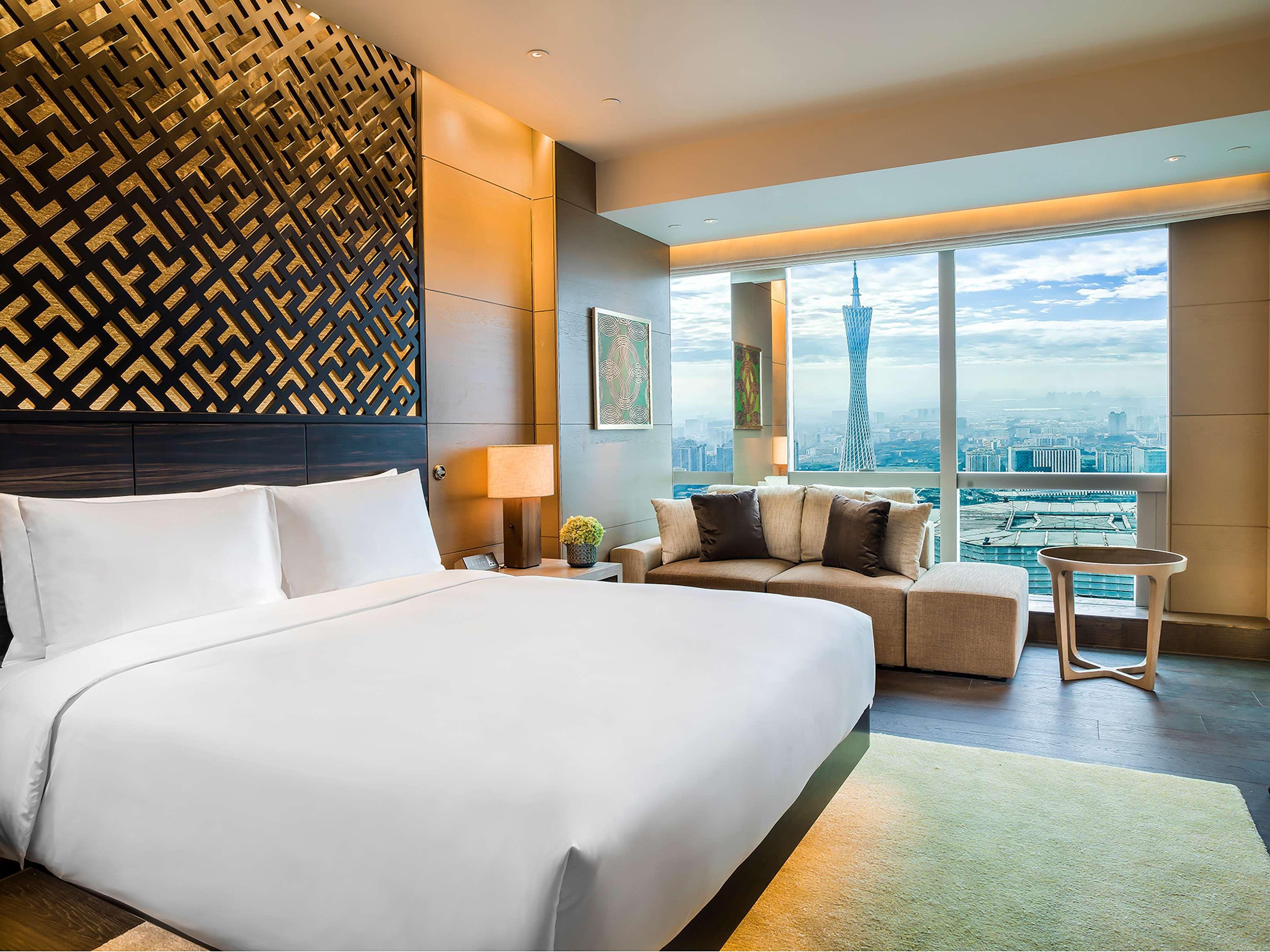 Hotel Park Hyatt - Free Shuttle Bus To Fair Complex & Overseas Buyer Registration Services During 14th Apr To 4th 5*