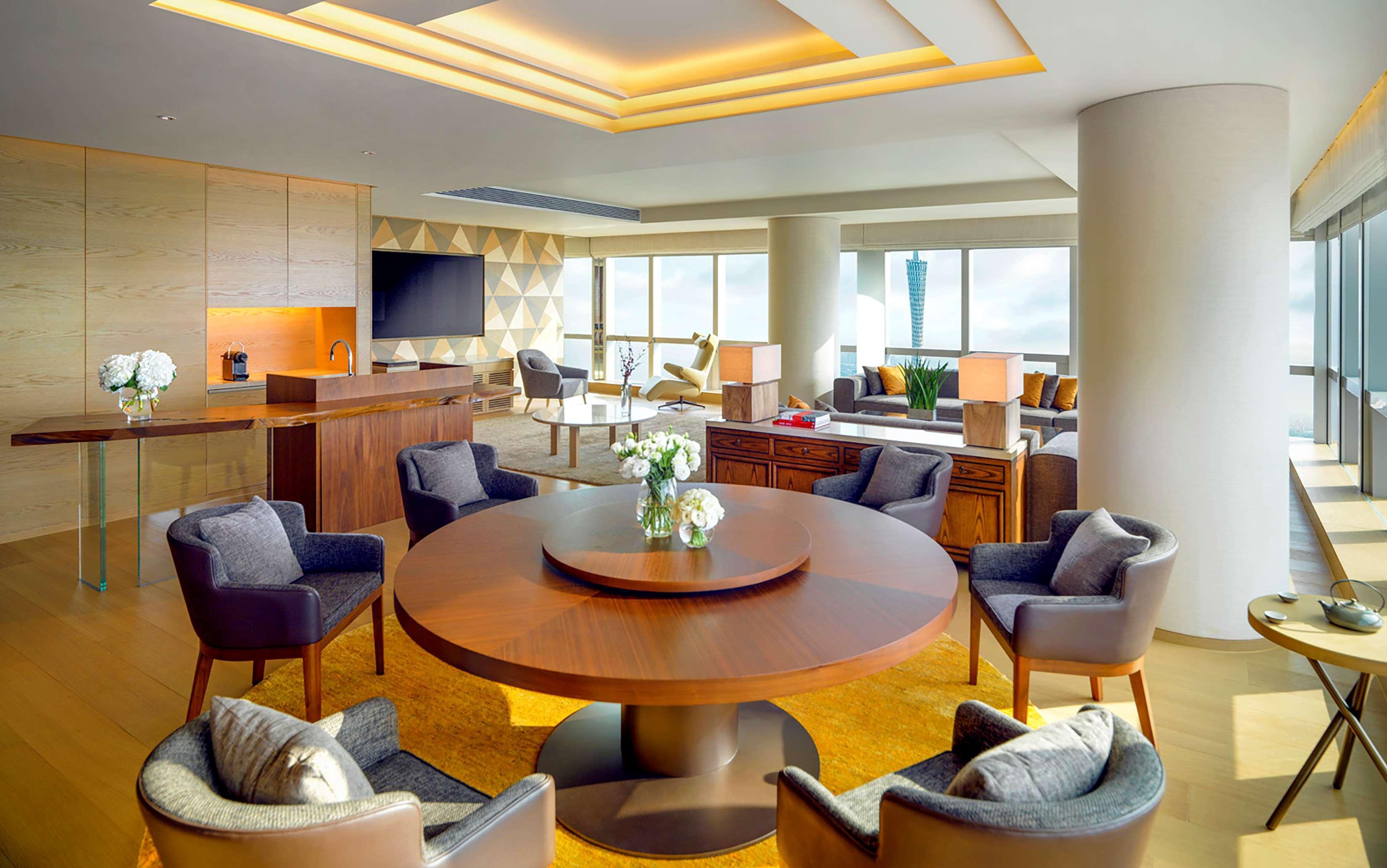 Hotel Park Hyatt - Free Shuttle Bus To Fair Complex & Overseas Buyer Registration Services During 14th Apr To 4th Guangzhou