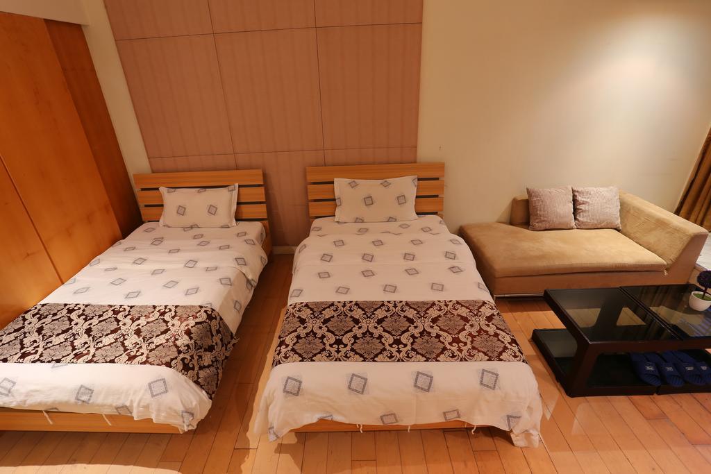 Apartemen F&H Chain Hotel *