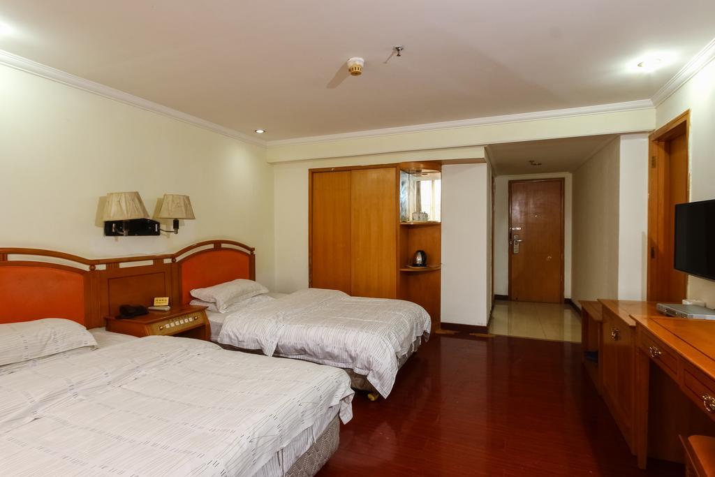 Hotel Yecheng 3*