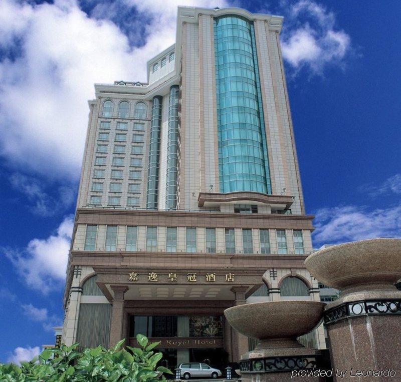 Grand Royal Hotel