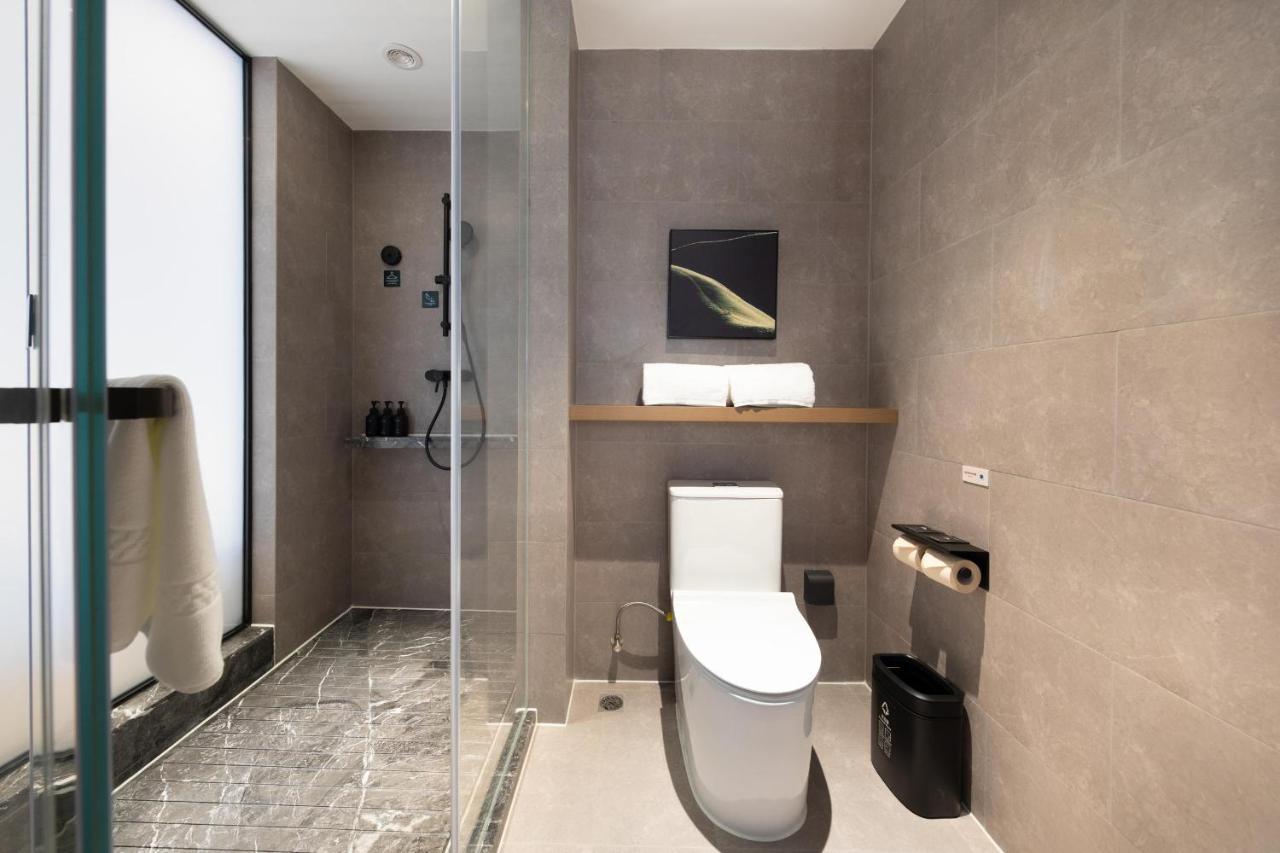 Atour Panyu Jewelry Hotel 4*
