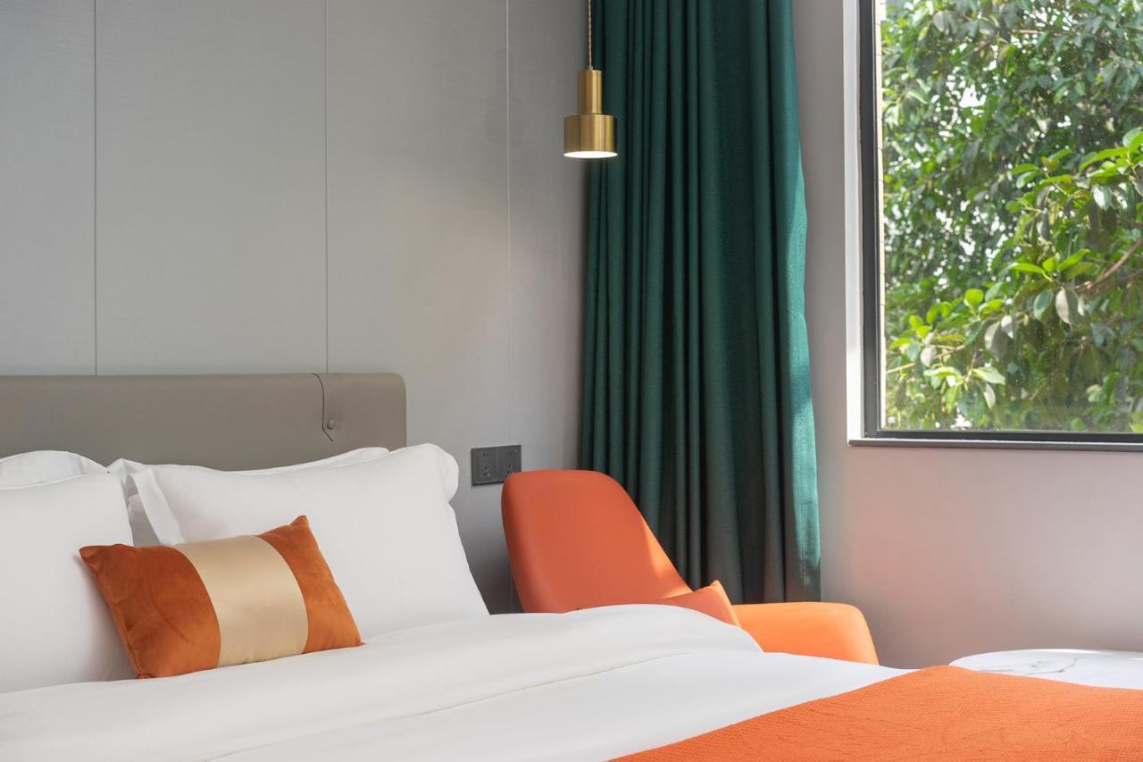 Yashay International - Pazhou Convention And Exhibition Centre 2*