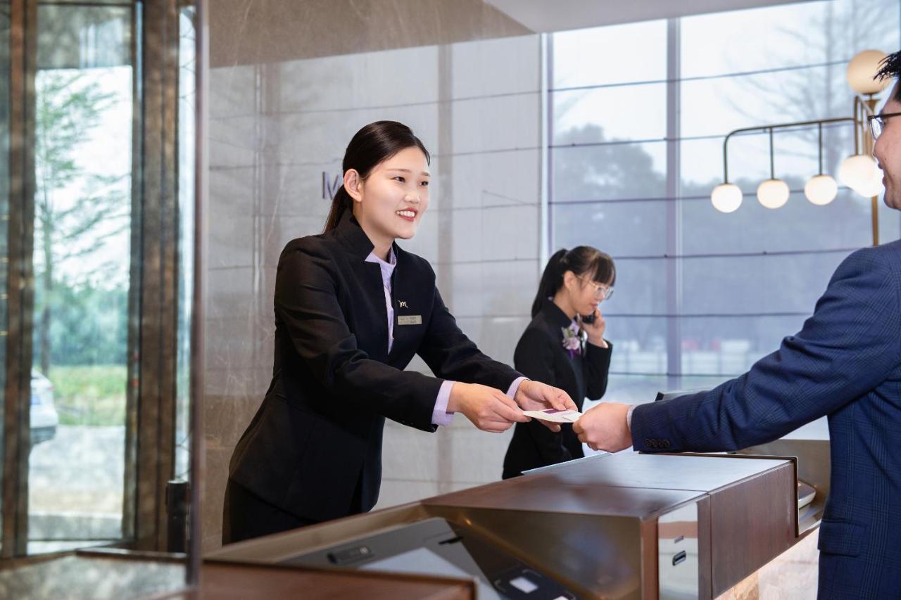 Mercure Baiyun International Airport - Airport Free Shuttle Bus