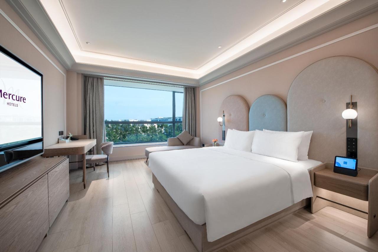 Mercure Baiyun International Airport - Airport Free Shuttle Bus Hotel 4*