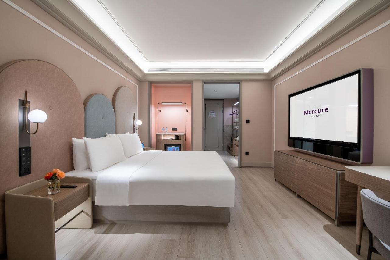 Mercure Baiyun International Airport - Airport Free Shuttle Bus Guangzhou