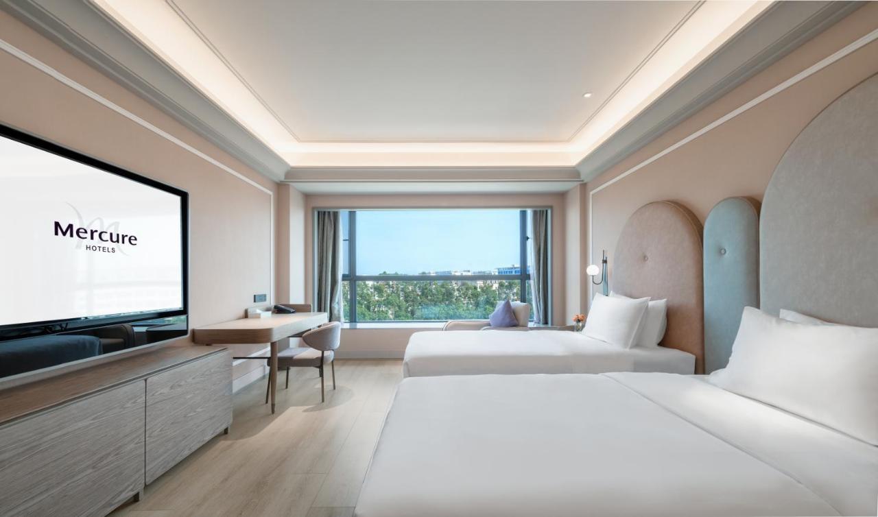 Mercure Baiyun International Airport - Airport Free Shuttle Bus Hotel