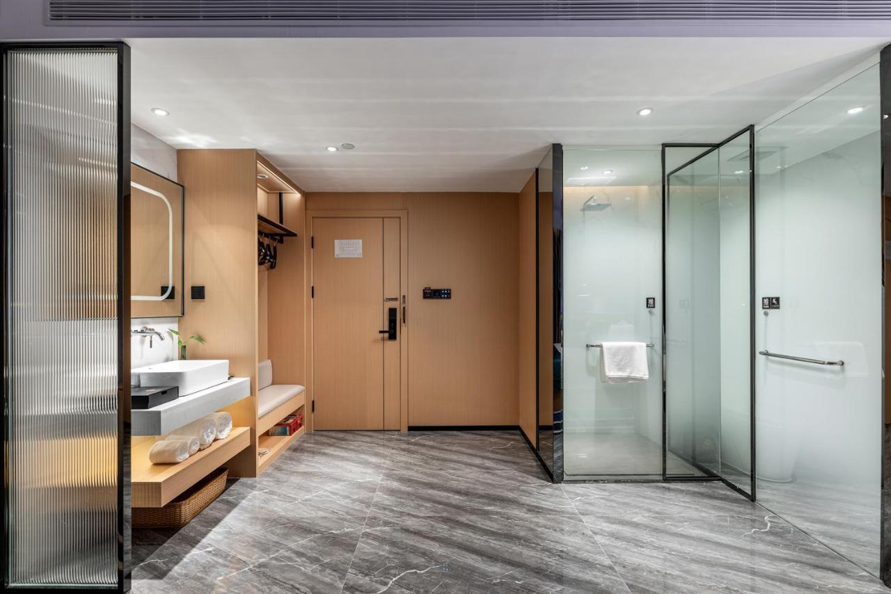Hotel Jinshi 4*