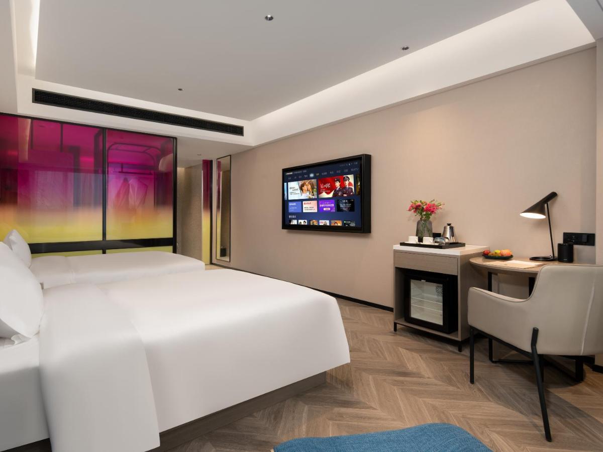 Hotel Echarm International Hotel Zhujiang New Town Wuyangcun Metro Station - Free Deliver Service To Canton Fair Complex Once A Day During Canton Fair Period