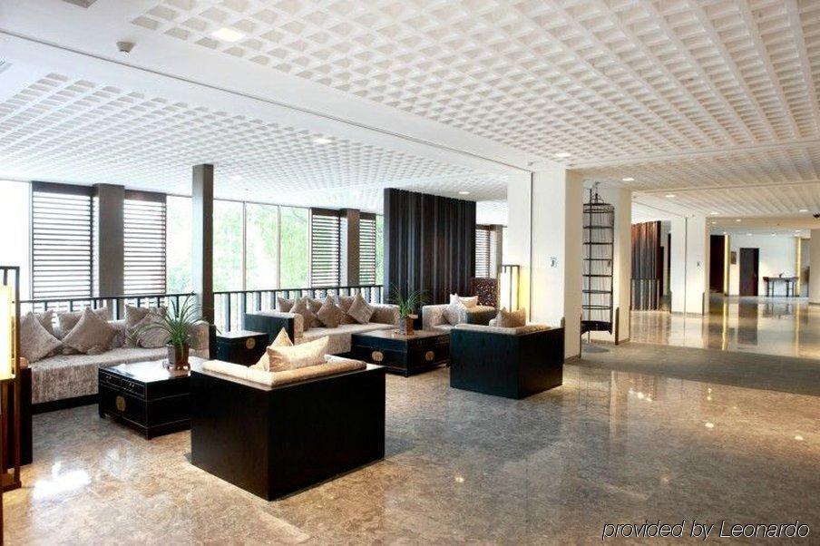 Baiyun Lakeside Resort