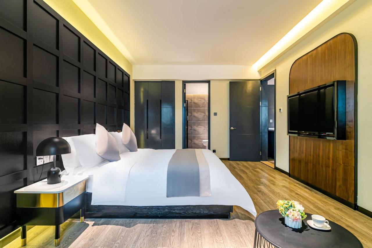 Empathy - East Railway Station Tianhe Sports Center Hotel