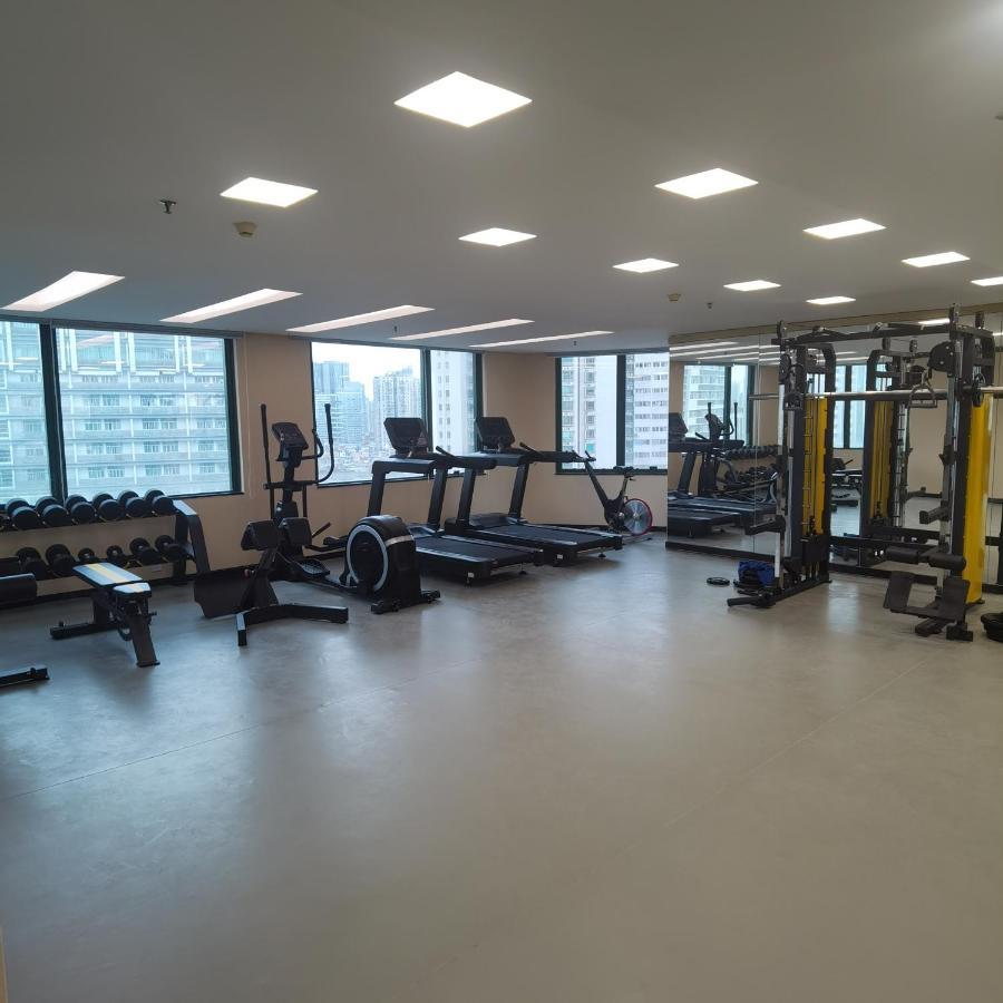 Elite International Taikoo Hui Plaza Gangding Metro Station Branch - Free Shuttle Bus To Fair Complex During Fair Period & Overseas Buyers Registration Service & Free Vpn Internet Access 4* Guangzhou