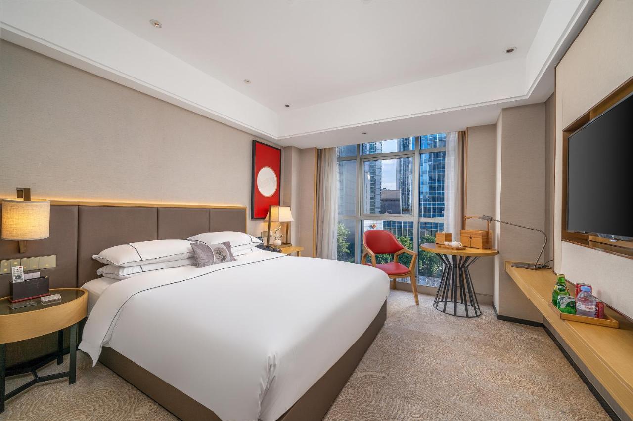 Hotel Lucky International Pazhou Convention And Exhibition Center Zhujiang New Town Branch - Free Shuttle Bus To Fair Complex During Fair Period & Overseas Buyers Registration Service & Free Vpn Internet Access Guangzhou