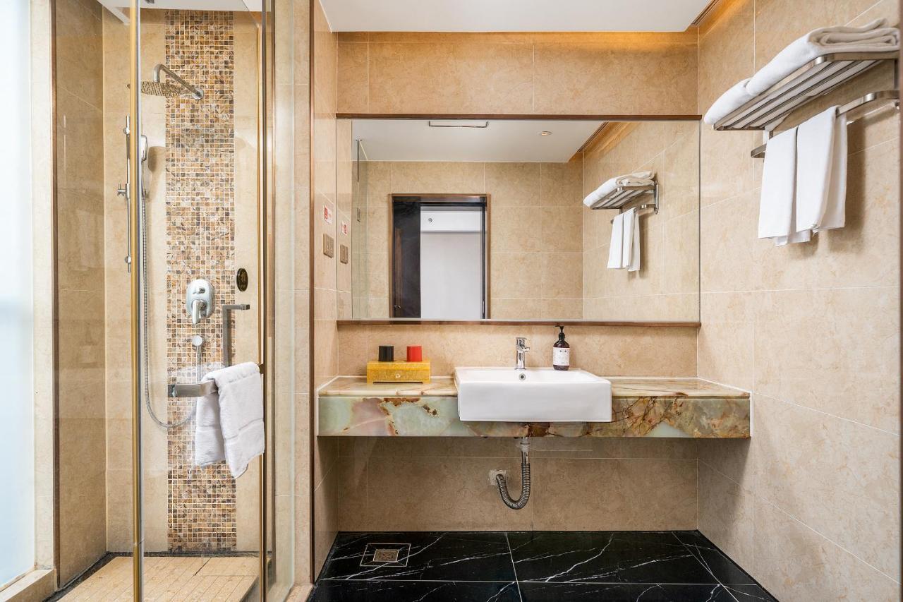Hotel Lucky International Pazhou Convention And Exhibition Center Zhujiang New Town Branch - Free Shuttle Bus To Fair Complex During Fair Period & Overseas Buyers Registration Service & Free Vpn Internet Access Guangzhou