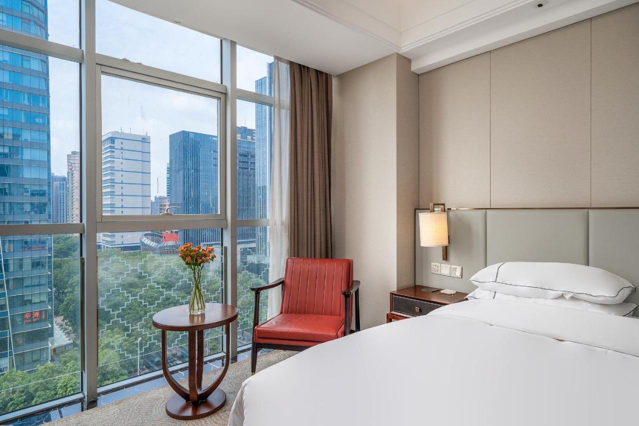Hotel Lucky International Pazhou Convention And Exhibition Center Zhujiang New Town Branch - Free Shuttle Bus To Fair Complex During Fair Period & Overseas Buyers Registration Service & Free Vpn Internet Access 4*