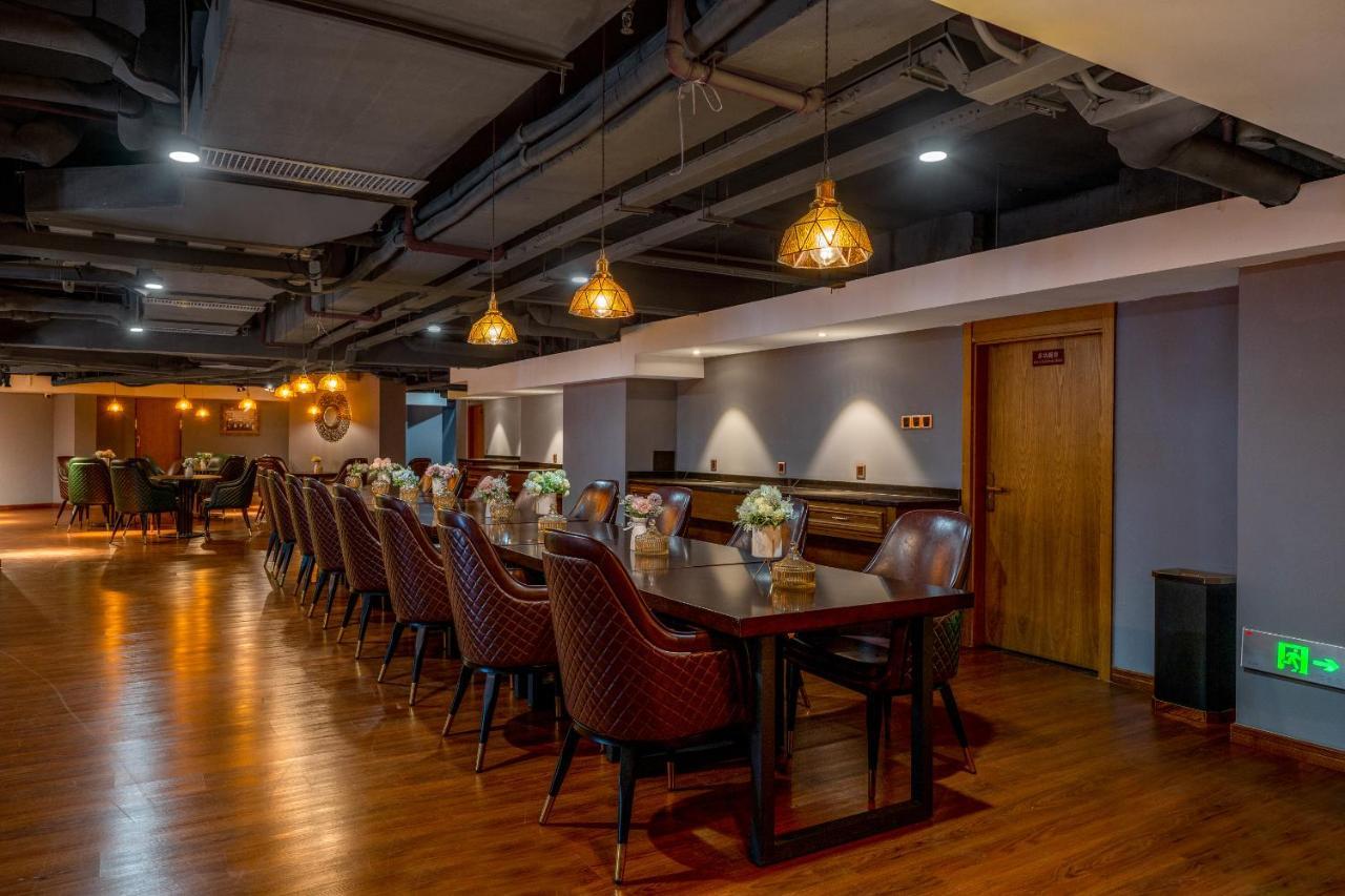 Hotel James Joyce Coffetei- Beijing Road Metro Station Pedestrian Street Branch Canton