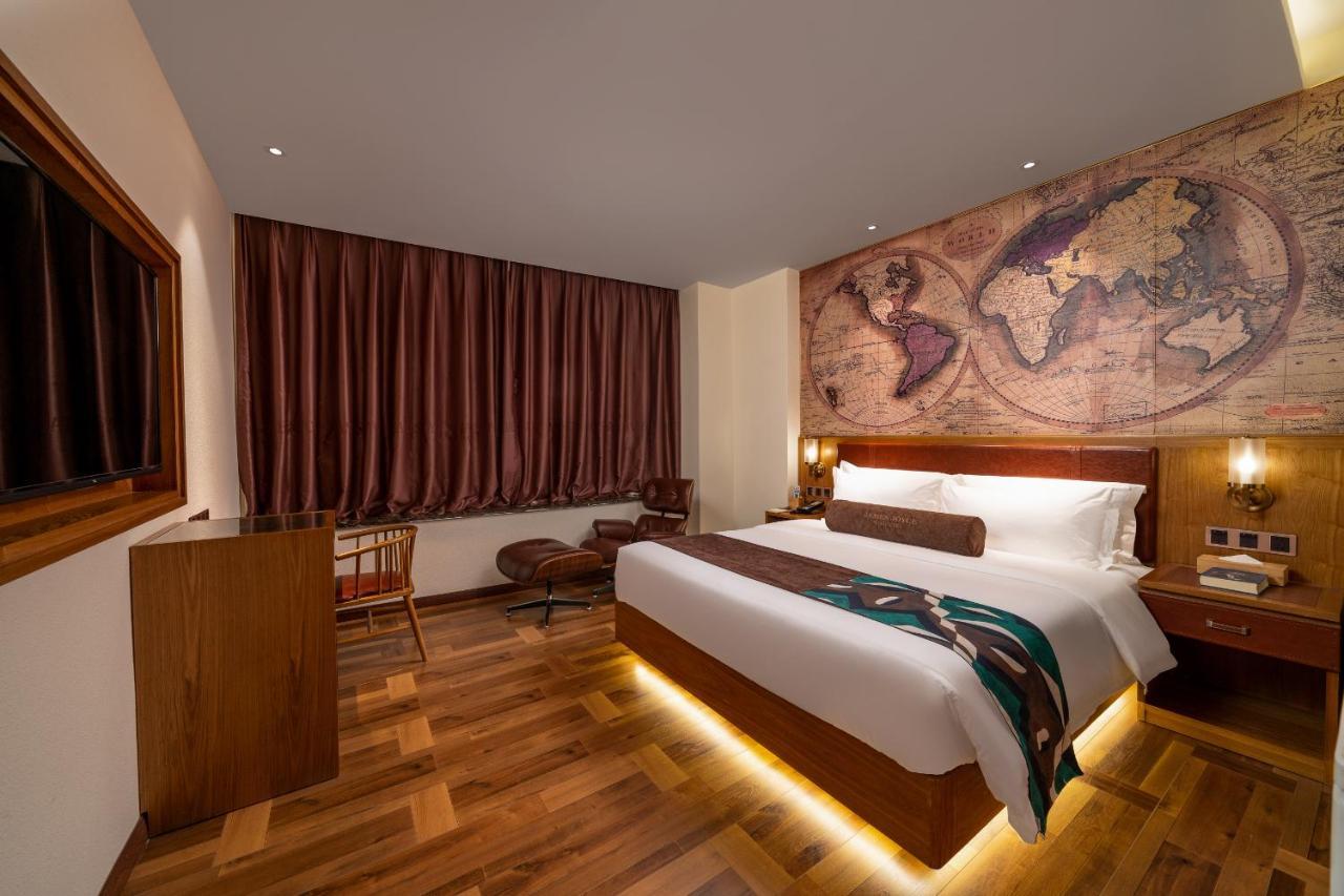 James Joyce Coffetei- Beijing Road Metro Station Pedestrian Street Branch Hotel 4*