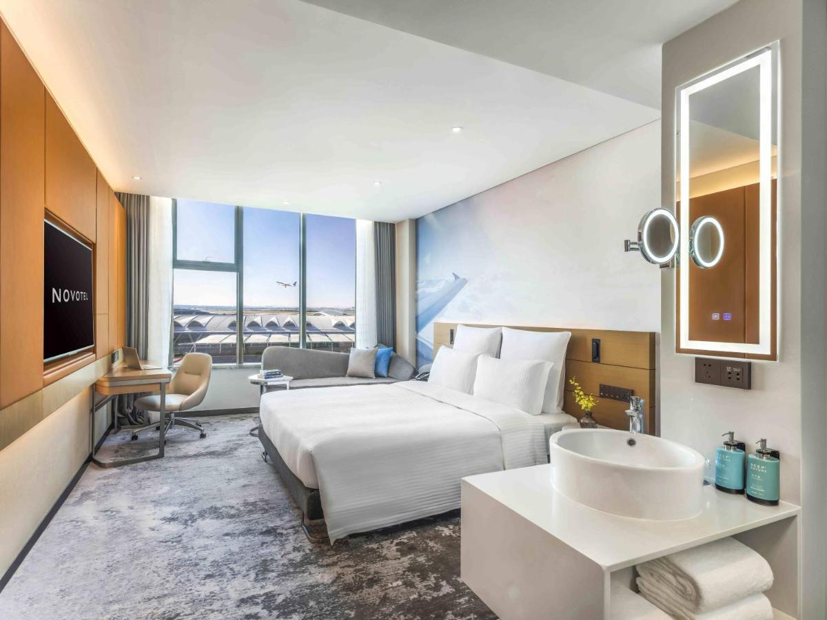 Hotel Novotel Baiyun Airport - Fair Free Shuttle Bus & Official Registration Agency