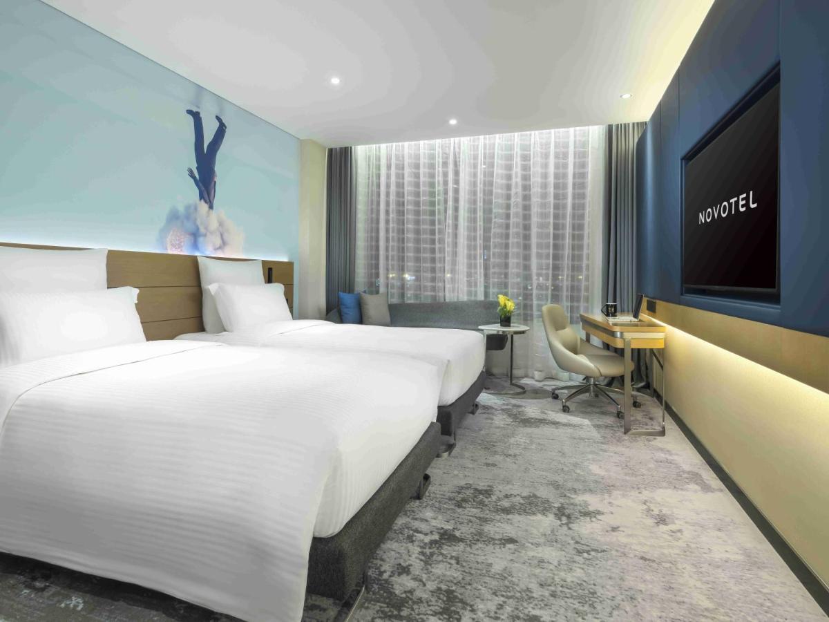 Novotel Baiyun Airport - Fair Free Shuttle Bus & Official Registration Agency Guangzhou