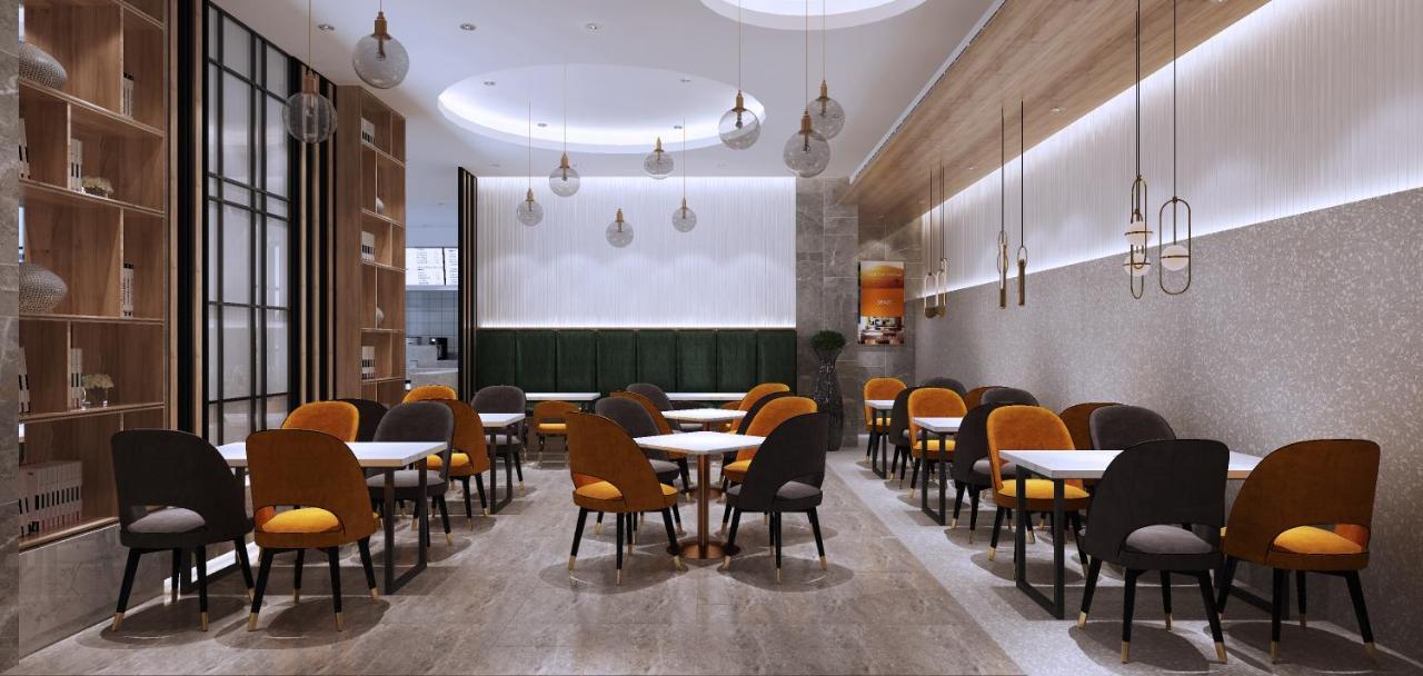 广州白云机场花东朝阳路亚朵酒店 Hotel