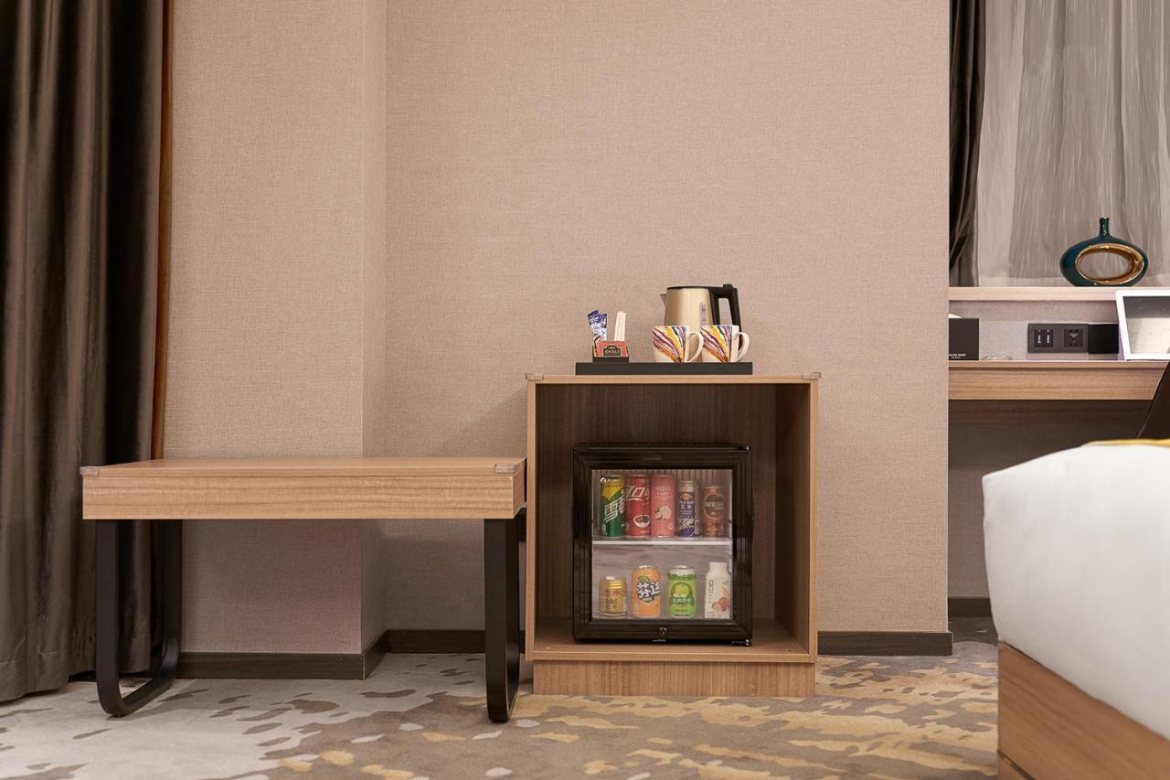 广州白云机场花东朝阳路亚朵酒店 Hotel