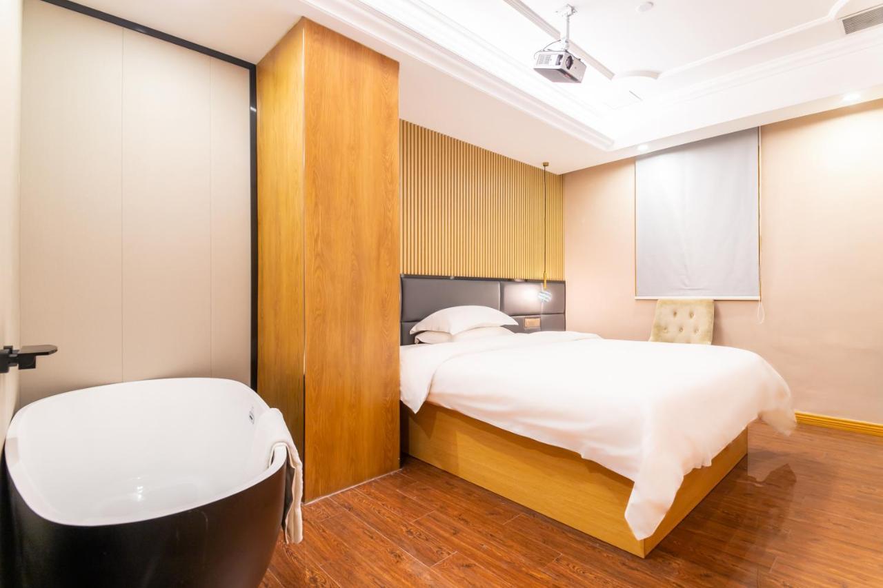 Hotel Puzzle - Zhongshan 8th Road Chenjiaci Subway Station Branch 2*